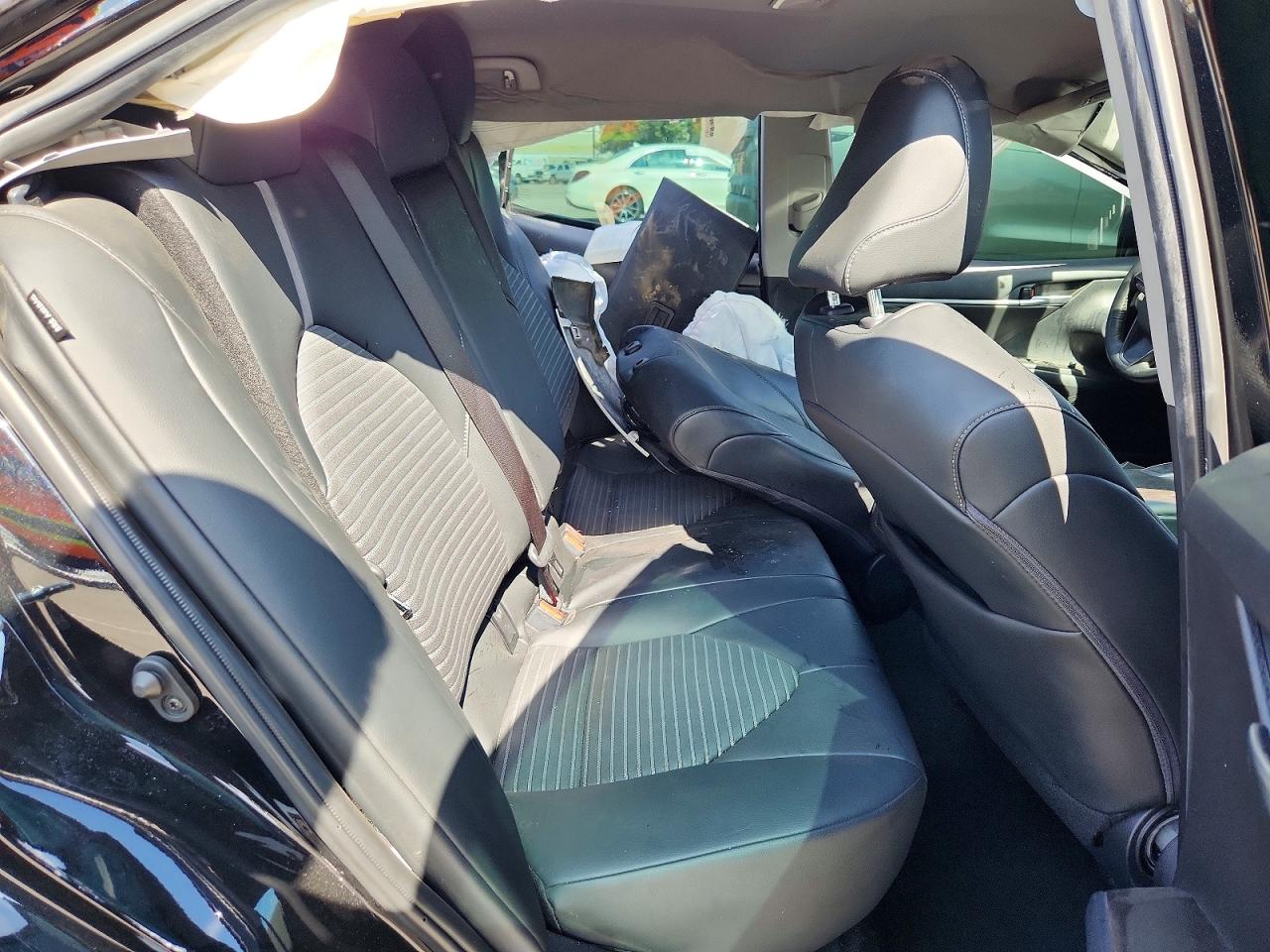 2024 TOYOTA CAMRY SE photo 19