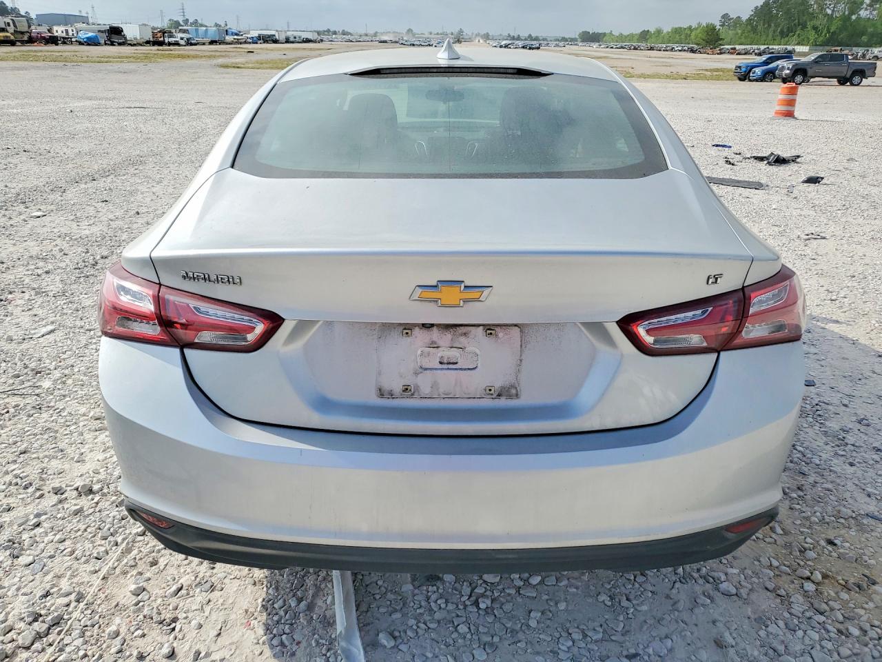 2020 CHEVROLET MALIBU LT photo 11