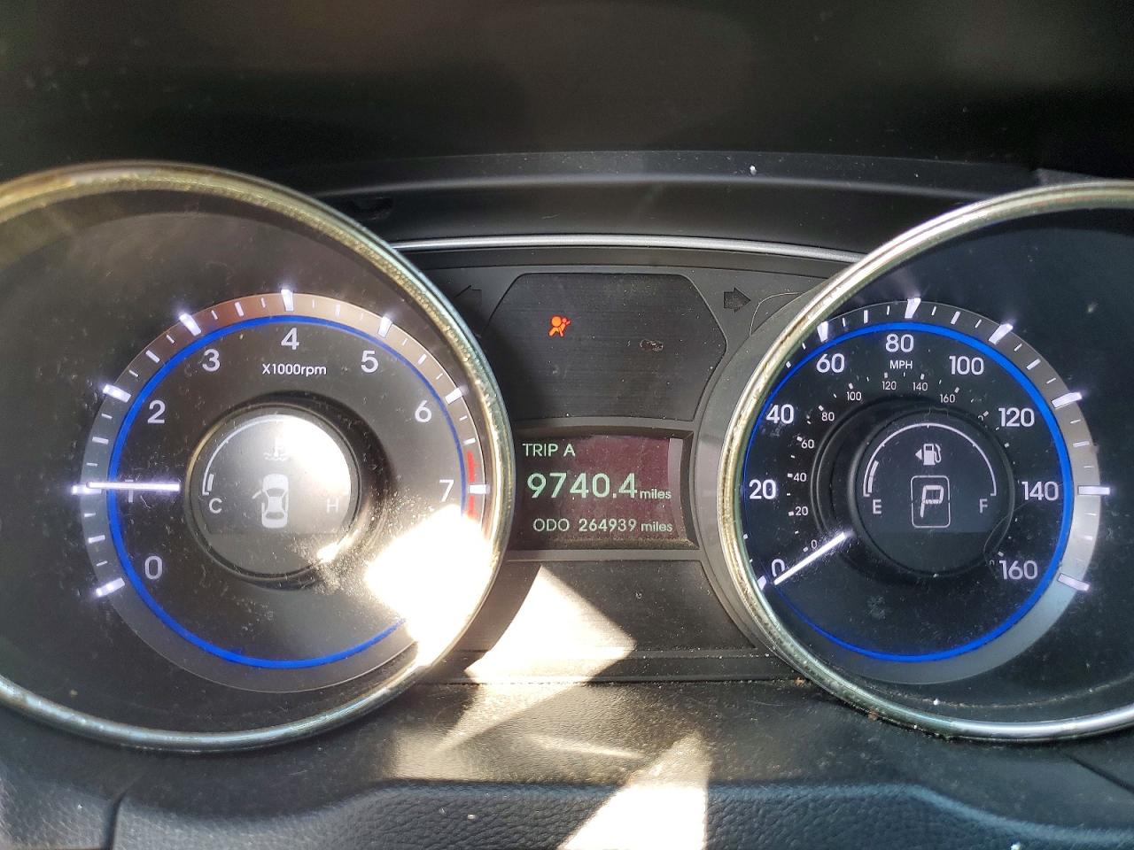 2011 HYUNDAI SONATA GLS photo 9
