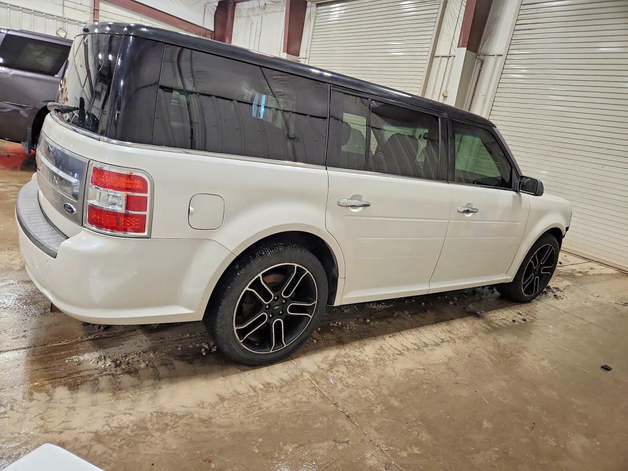 2015 FORD FLEX LIMITED photo 3