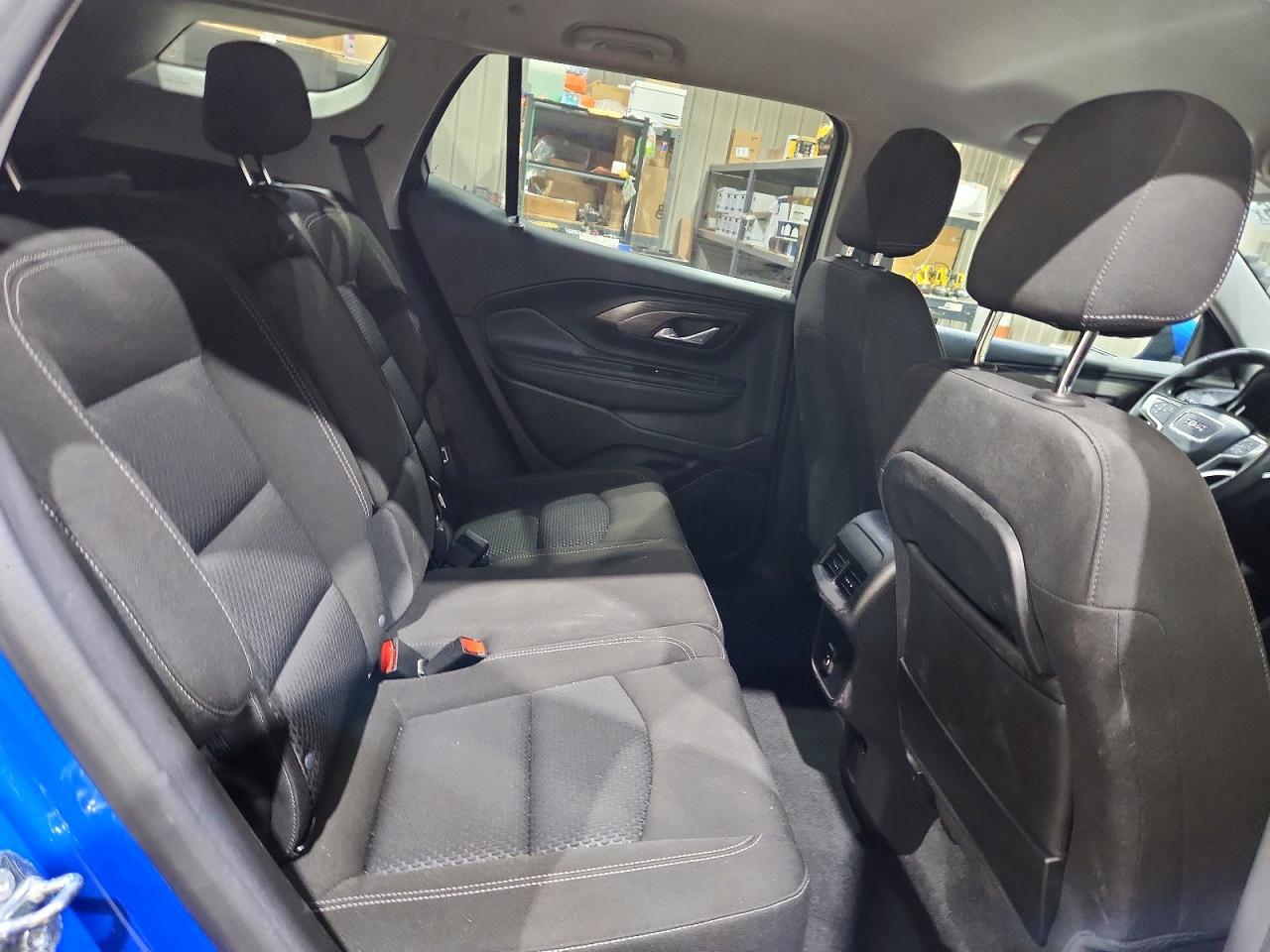 2024 GMC TERRAIN SLE photo 11