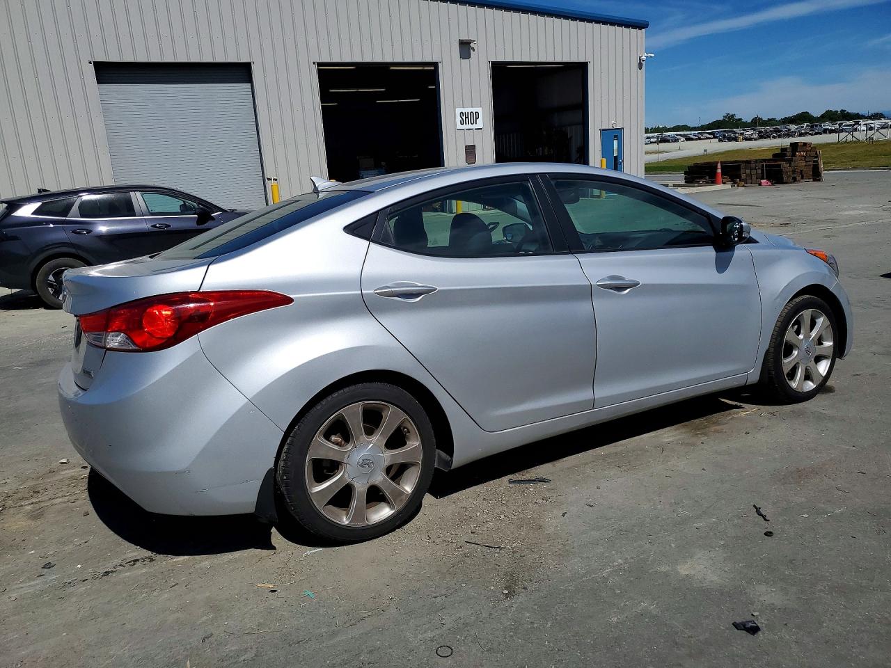 2013 HYUNDAI ELANTRA LIMITED photo 5
