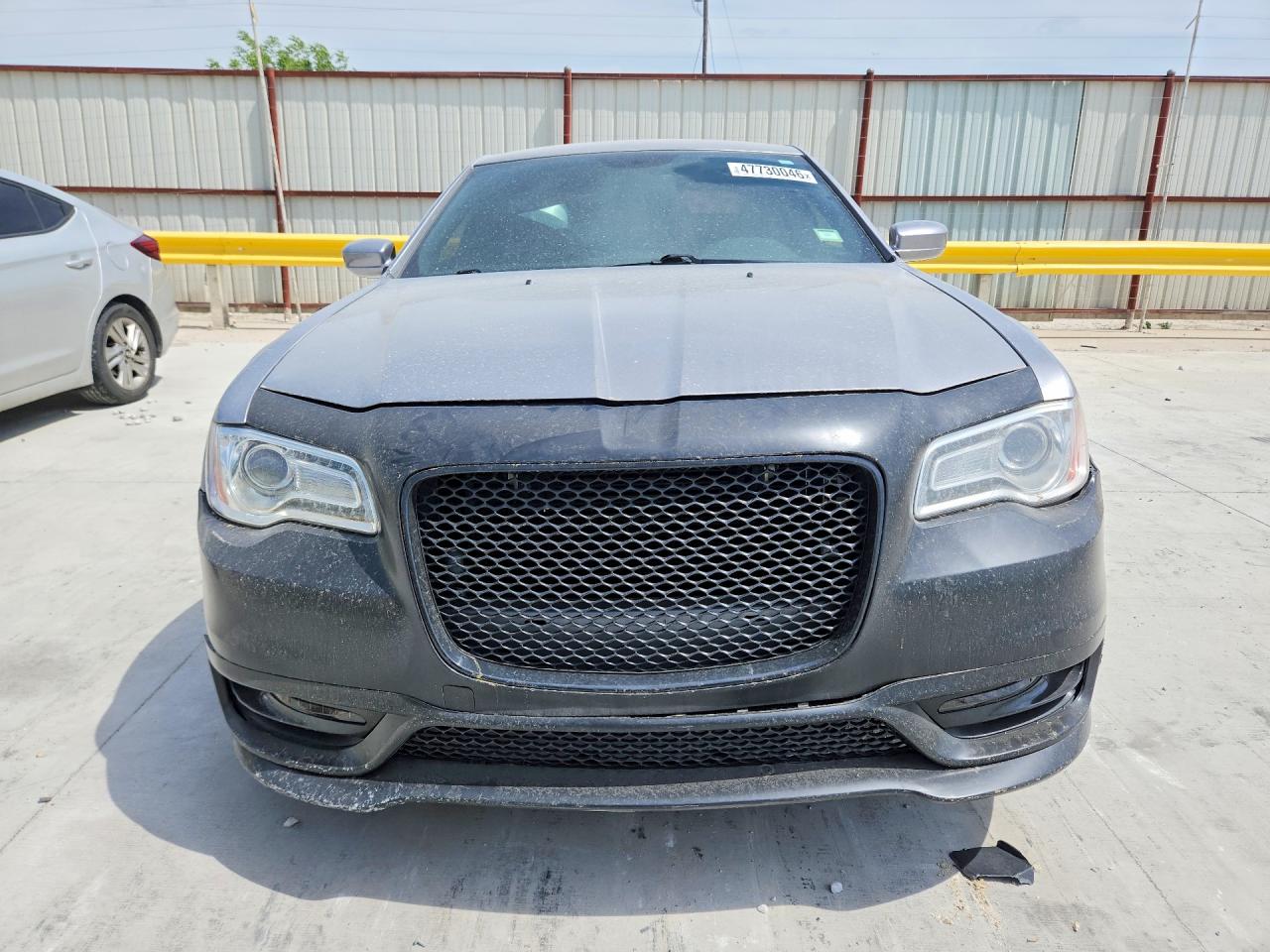 2014 CHRYSLER 300 photo 5