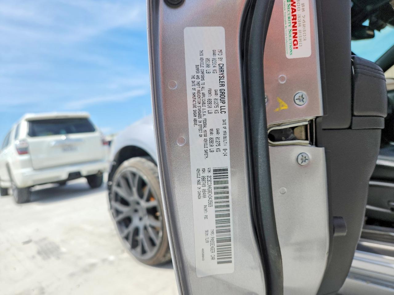 2014 CHRYSLER 300 photo 13