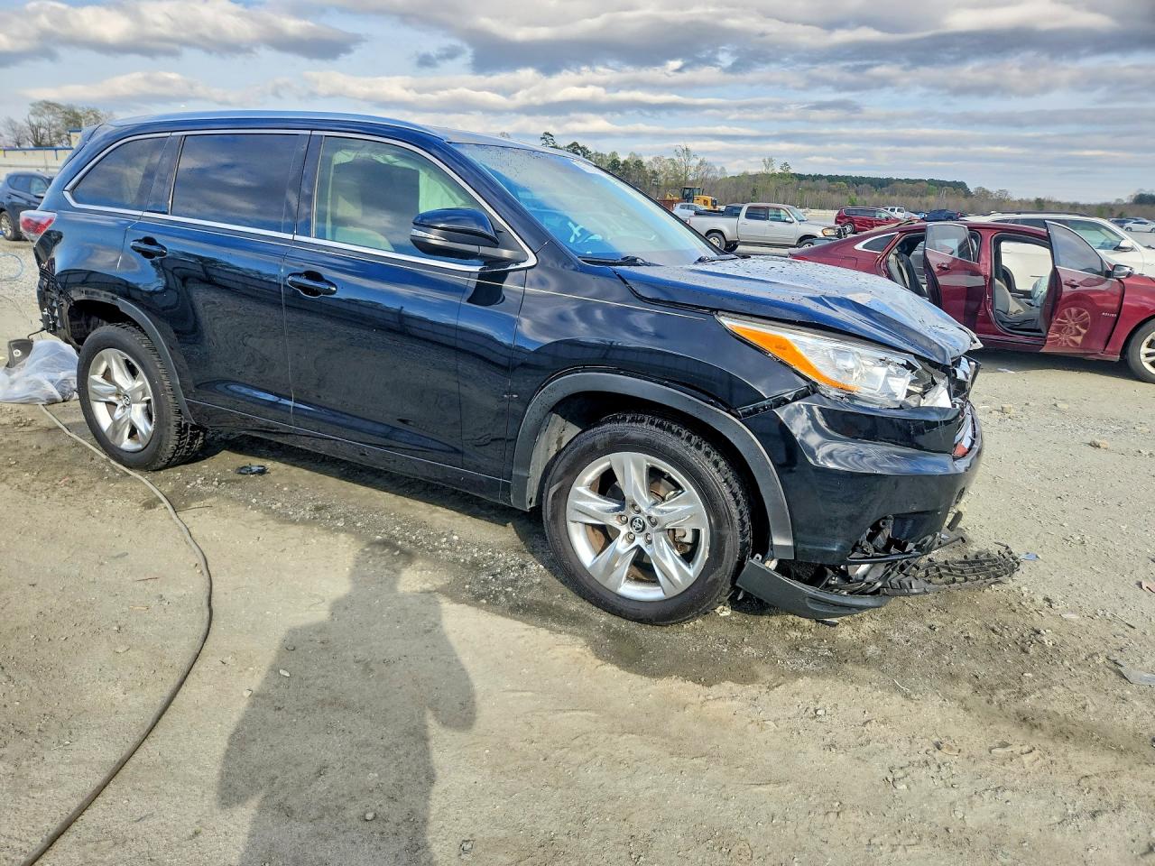 2016 TOYOTA HIGHLANDER LIMITED photo 4