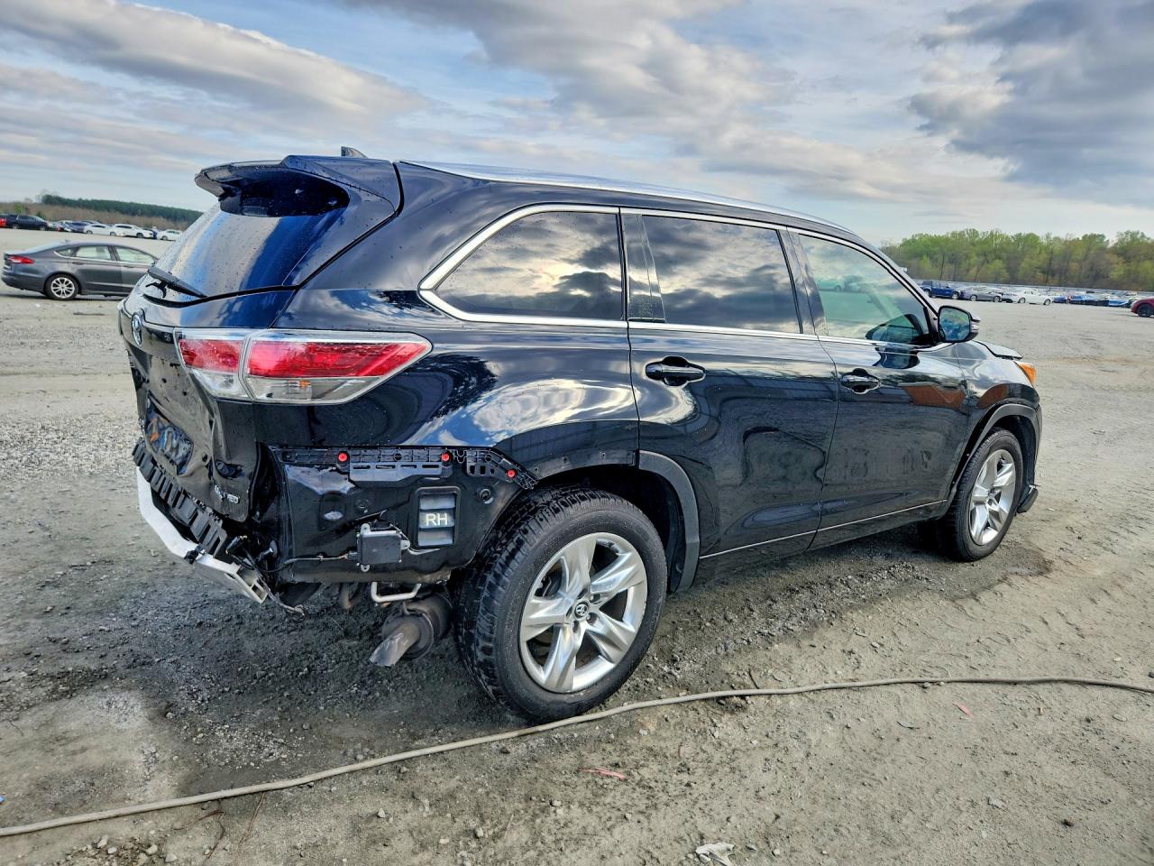 2016 TOYOTA HIGHLANDER LIMITED photo 3