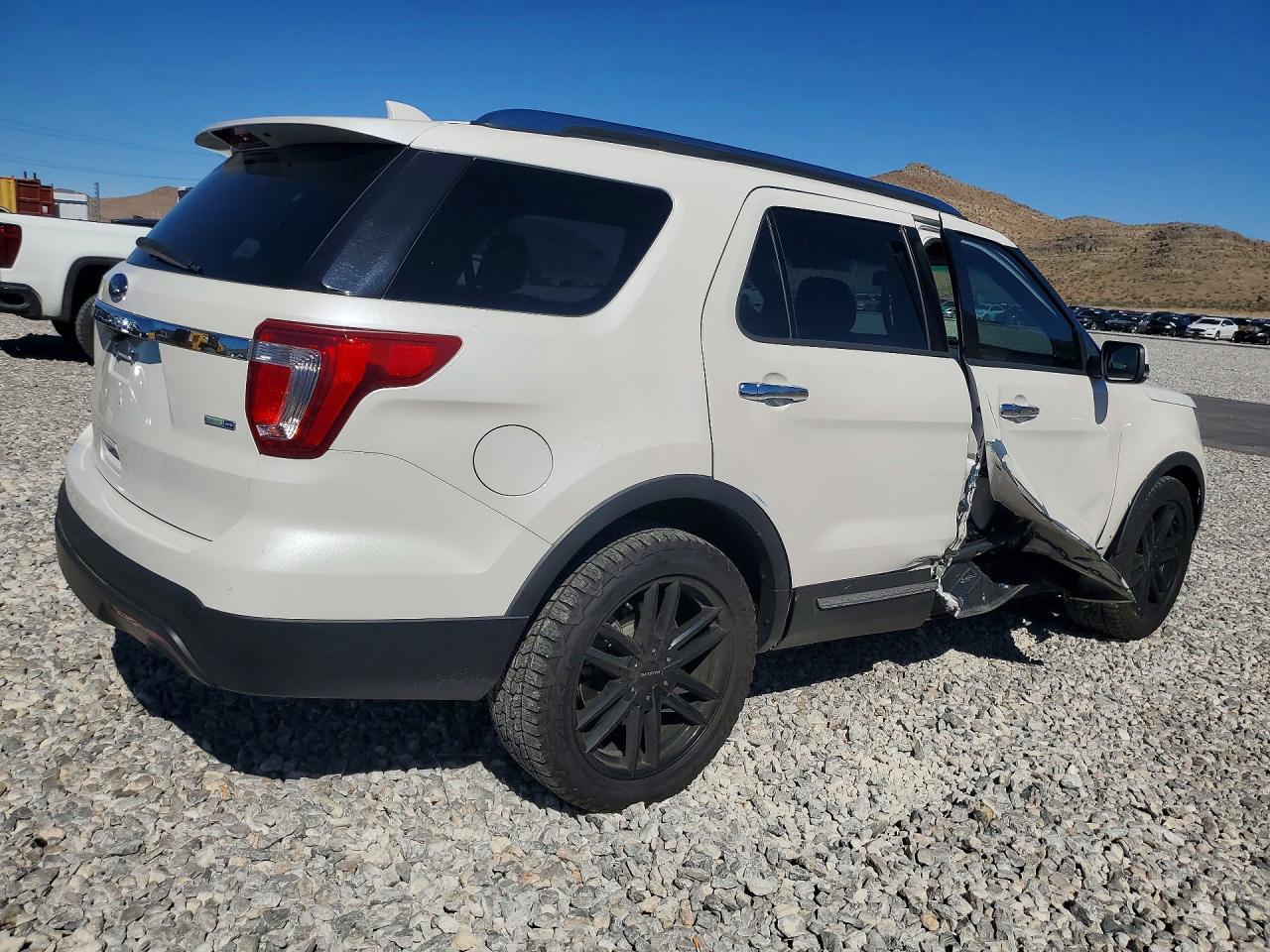 2016 FORD EXPLORER LIMITED photo 5