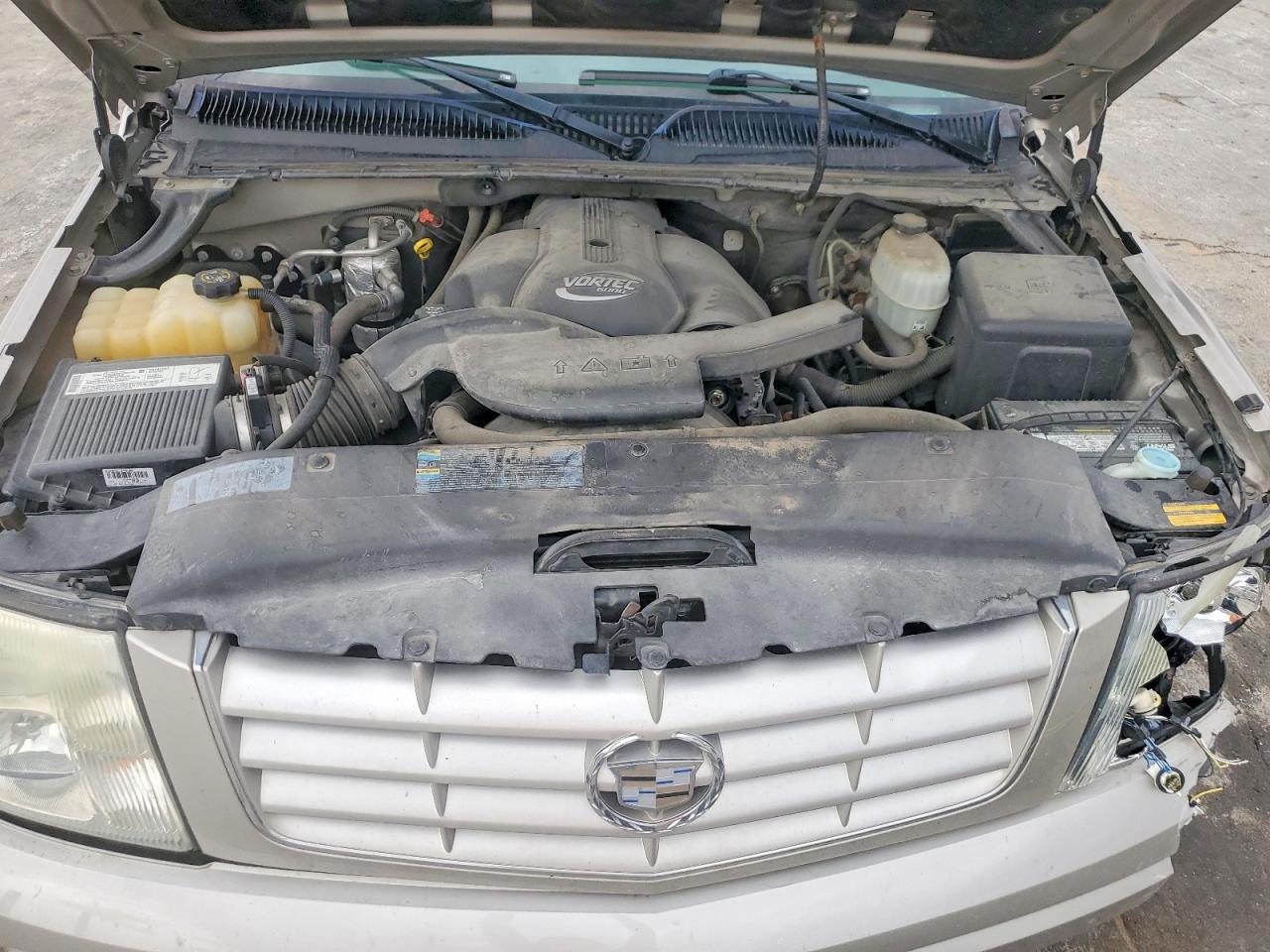 2004 CADILLAC ESCALADE EXT photo 21