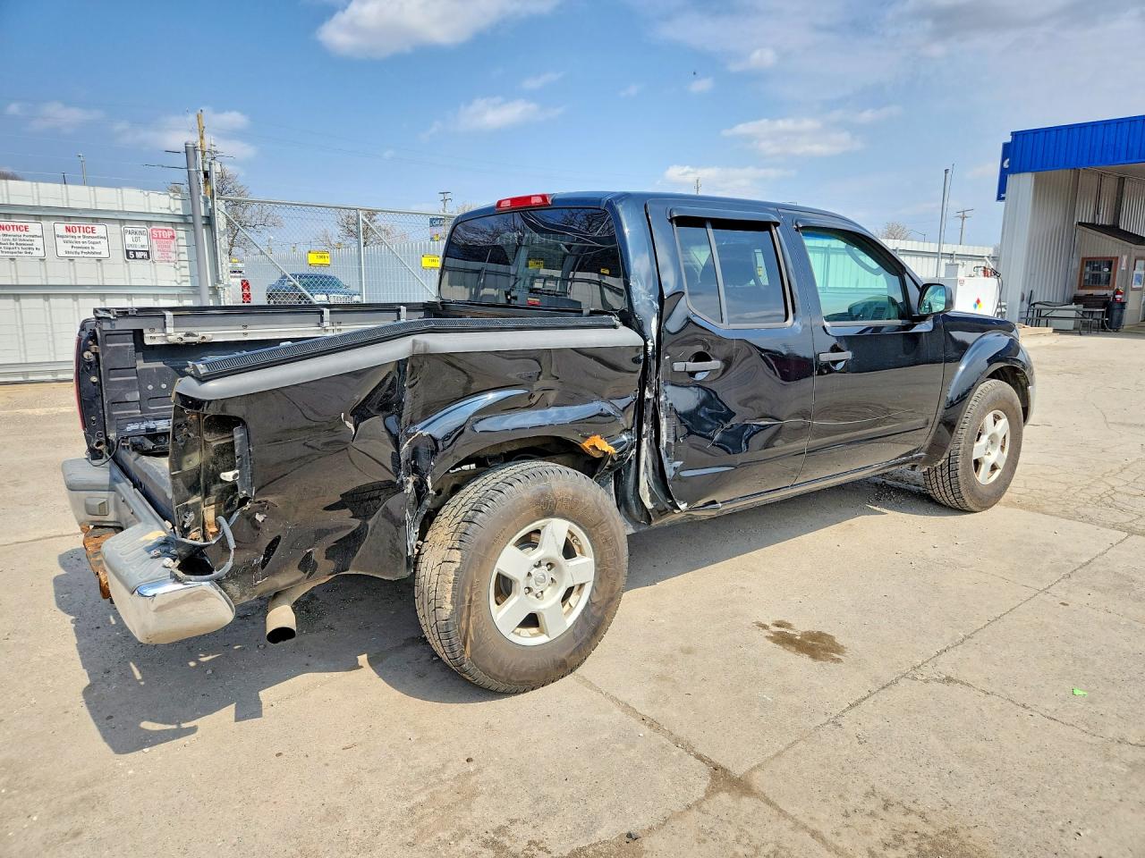 2005 NISSAN FRONTIER SE photo 5