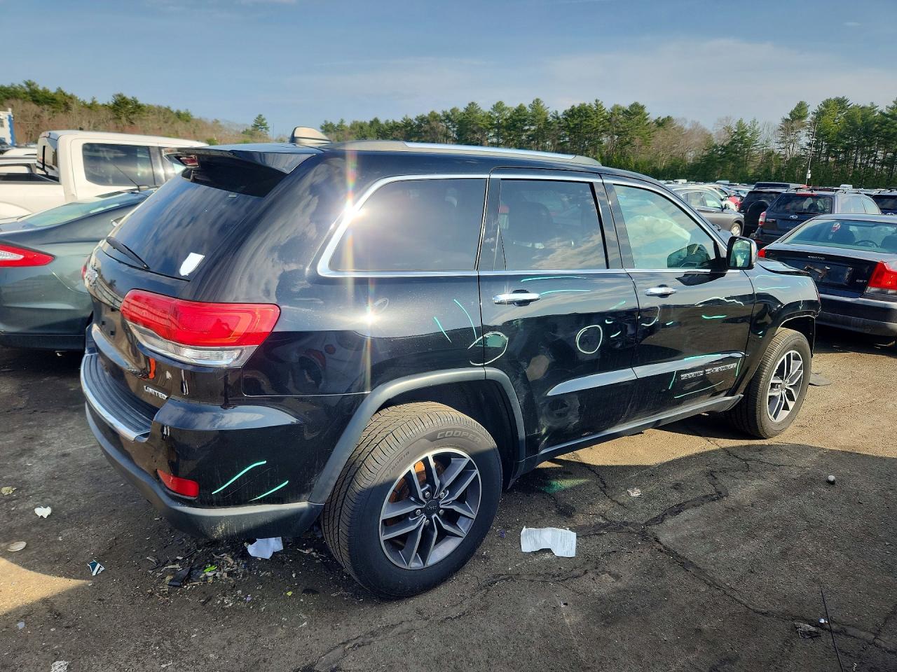 2019 JEEP GRAND CHEROKEE LIMITED photo 3