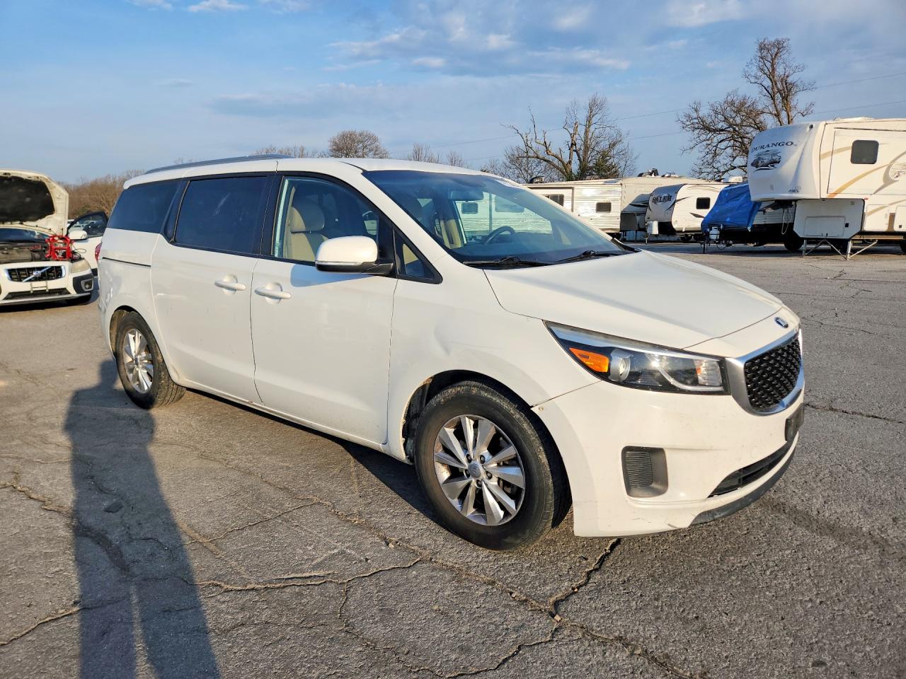 2016 KIA SEDONA LX photo 4