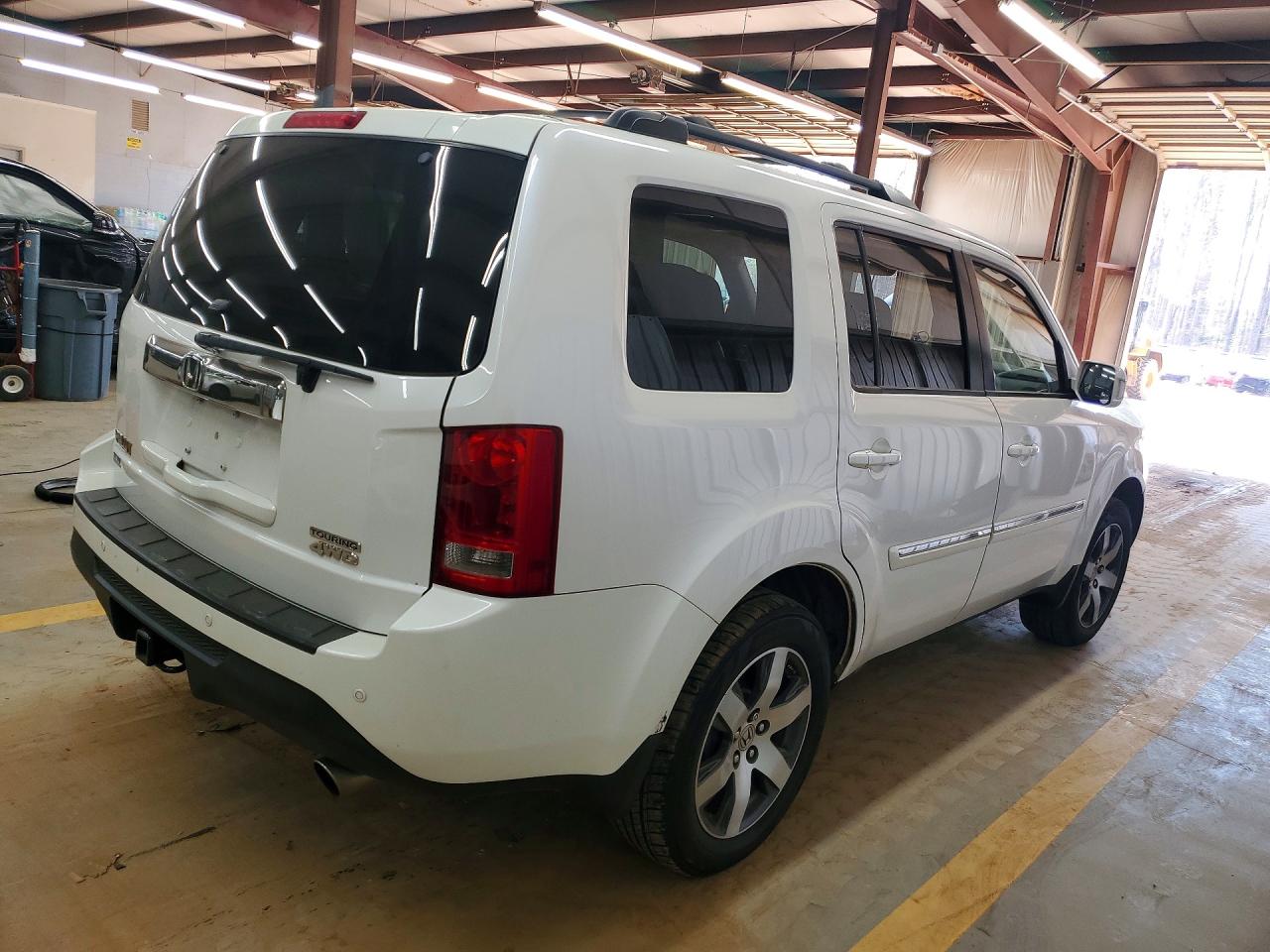 2013 HONDA PILOT TOURING photo 3