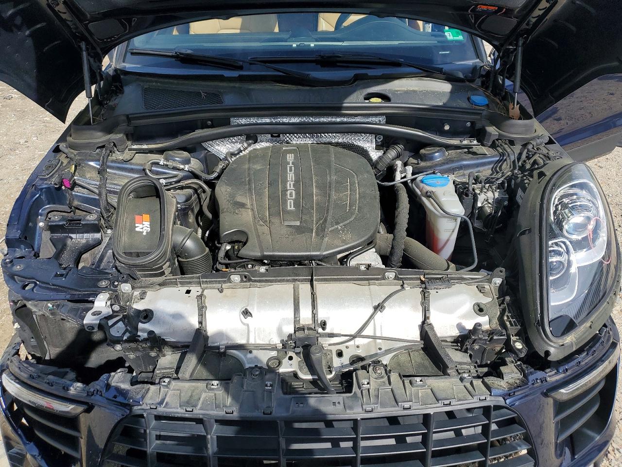2018 PORSCHE MACAN photo 23