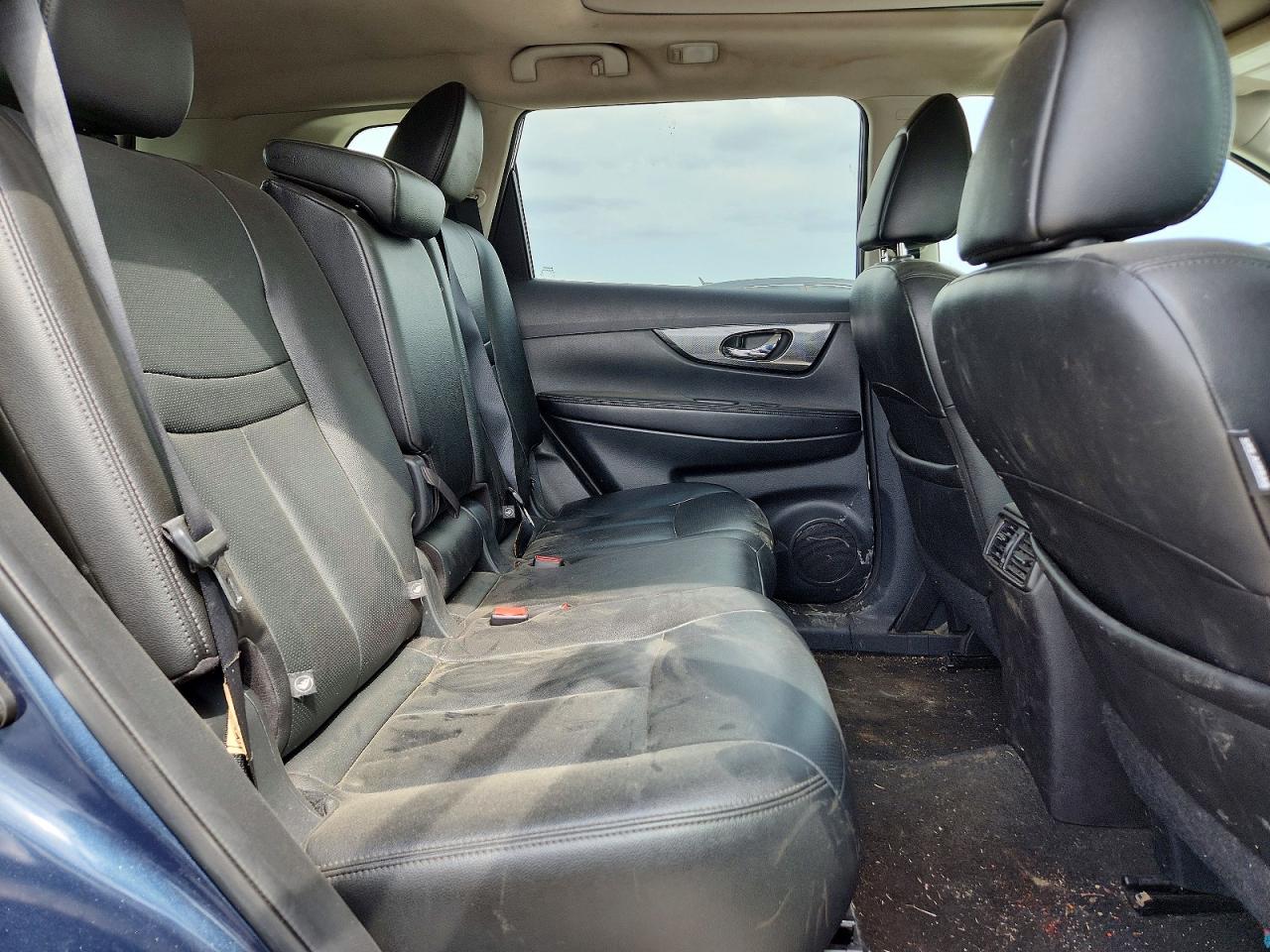 2016 NISSAN ROGUE SL photo 21