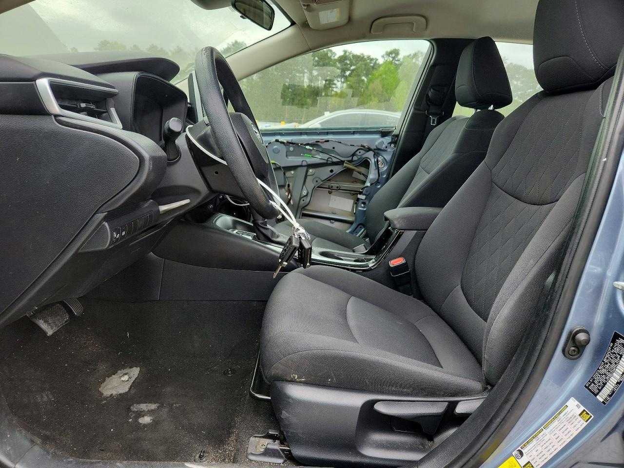 2021 TOYOTA COROLLA LE photo 13