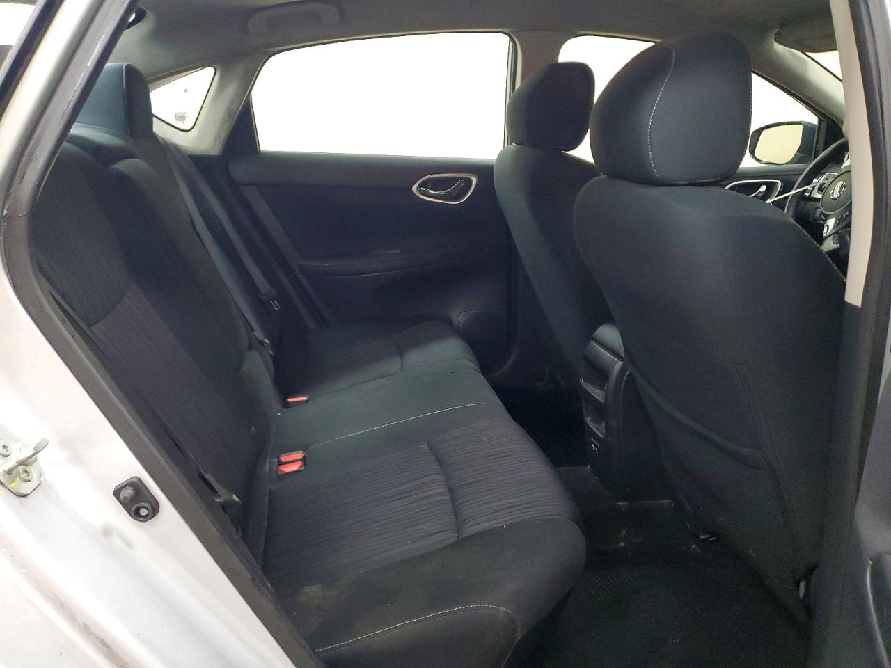 2019 NISSAN SENTRA SV photo 19