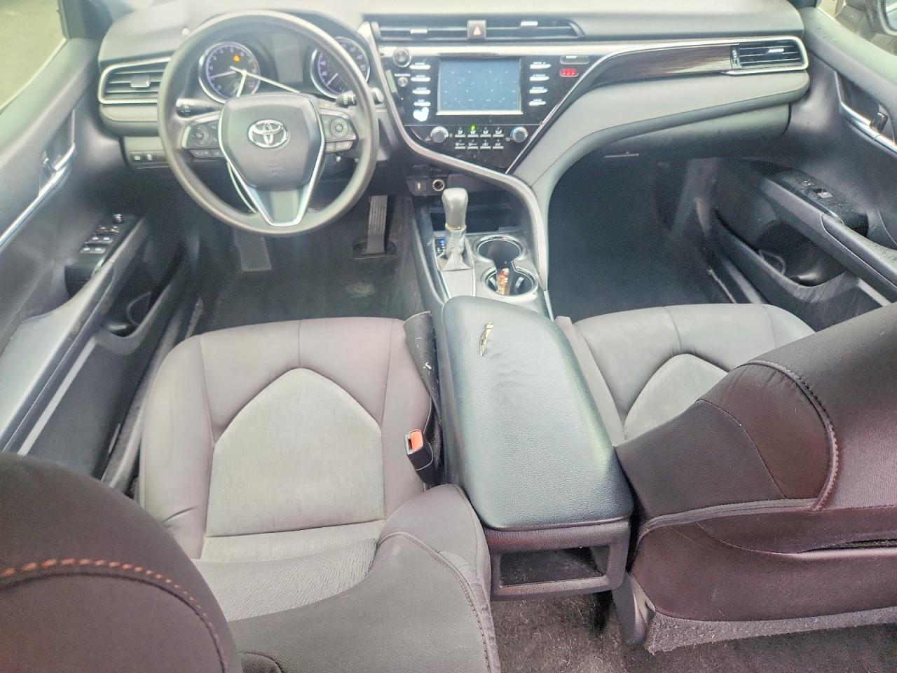 2019 TOYOTA CAMRY photo 22