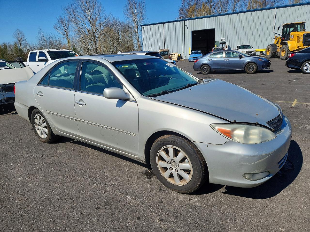 2003 TOYOTA CAMRY XLE photo 10