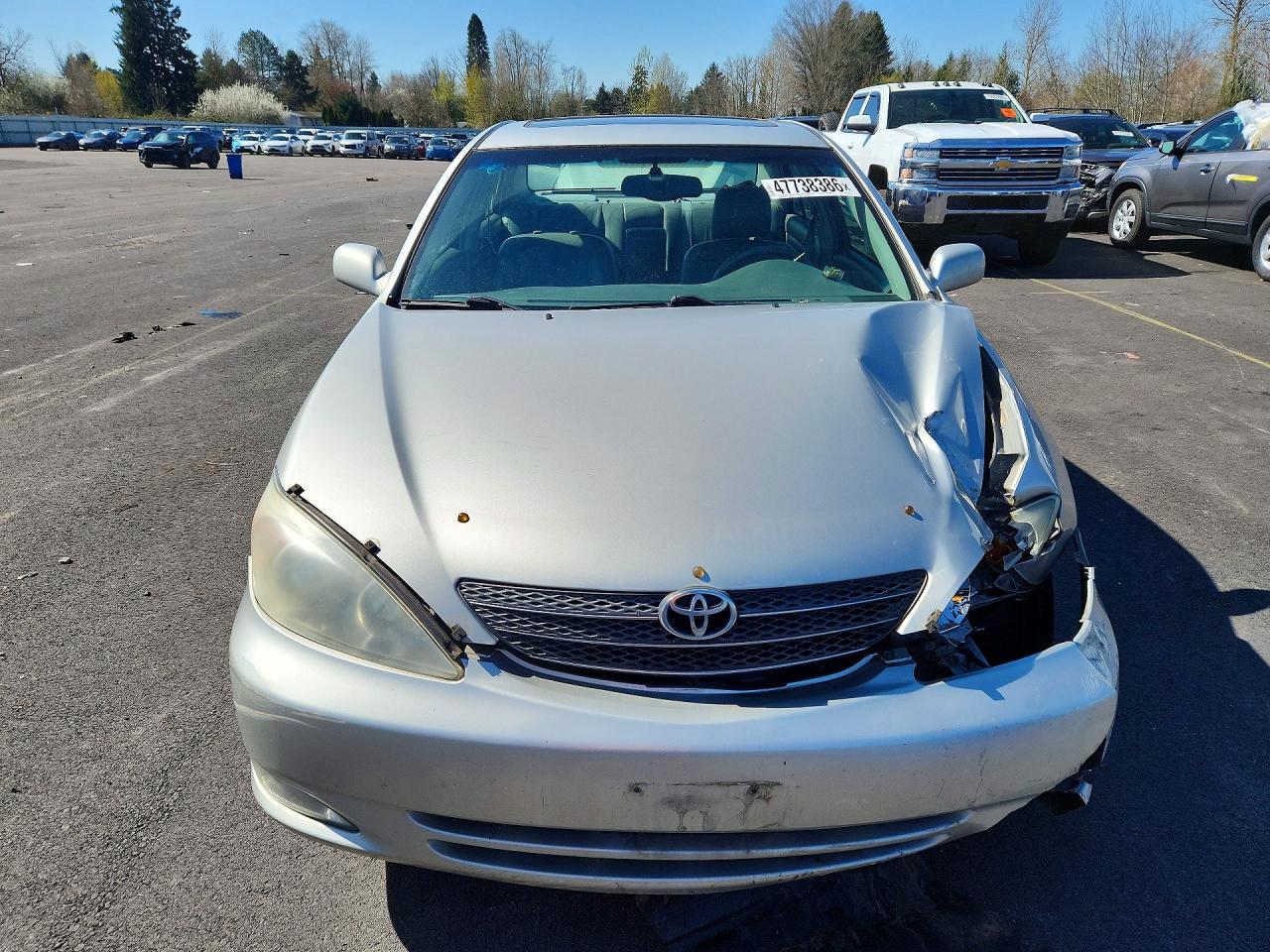 2003 TOYOTA CAMRY XLE photo 13