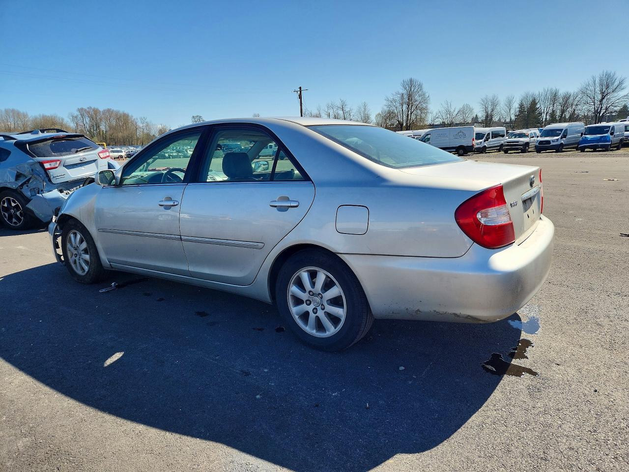 2003 TOYOTA CAMRY XLE photo 4