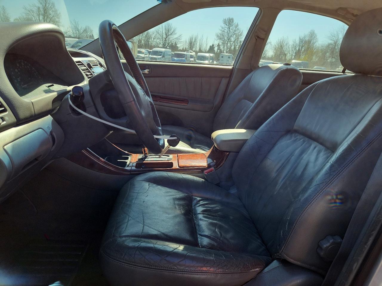 2003 TOYOTA CAMRY XLE photo 19