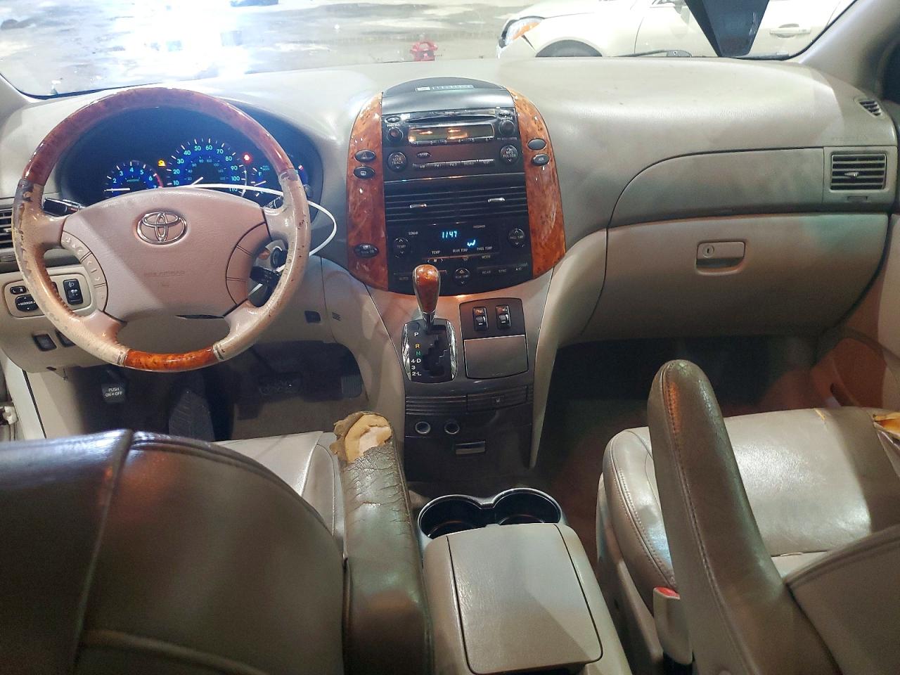 2006 TOYOTA SIENNA XLE LIMITED 7 PASSENGER photo 22