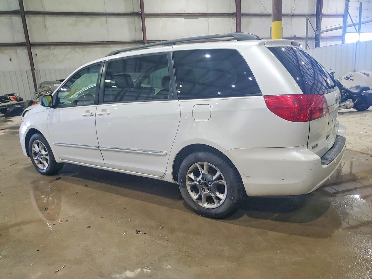 2006 TOYOTA SIENNA XLE LIMITED 7 PASSENGER photo 4