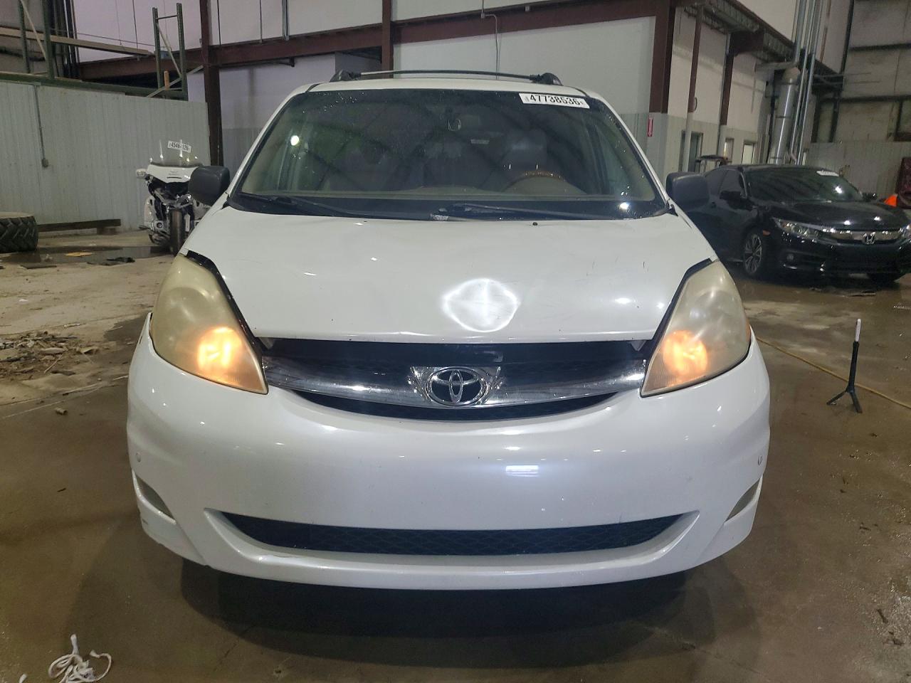 2006 TOYOTA SIENNA XLE LIMITED 7 PASSENGER photo 13