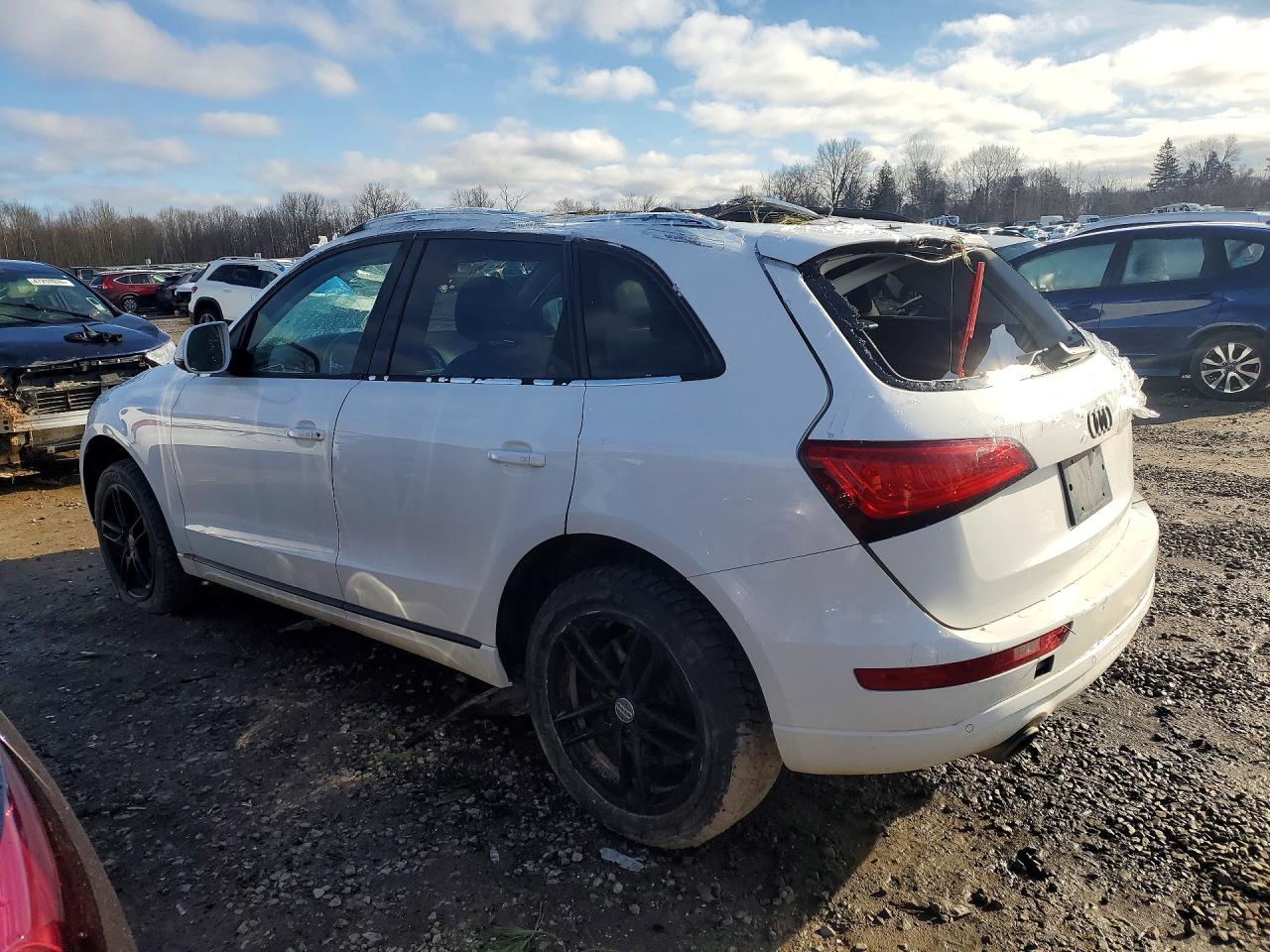 2013 AUDI Q5 PREMIUM PLUS photo 3