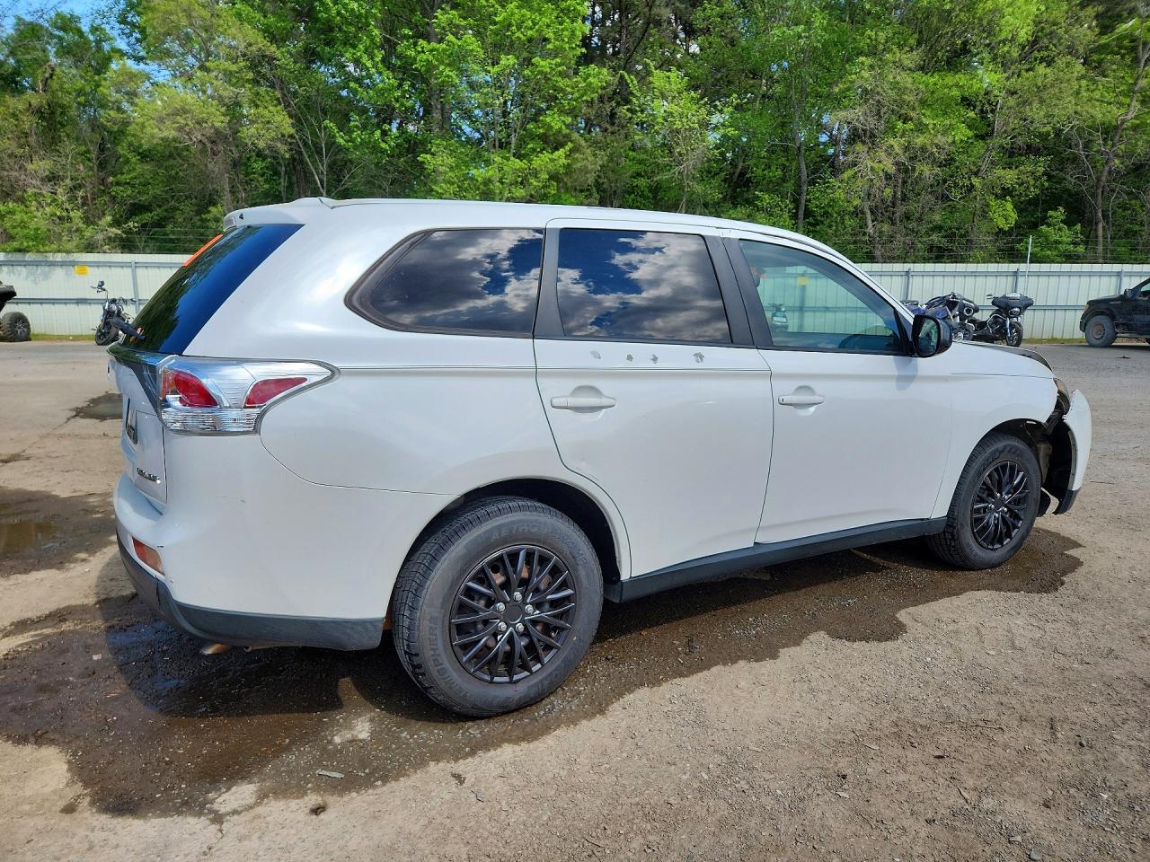 2014 MITSUBISHI OUTLANDER ES photo 3