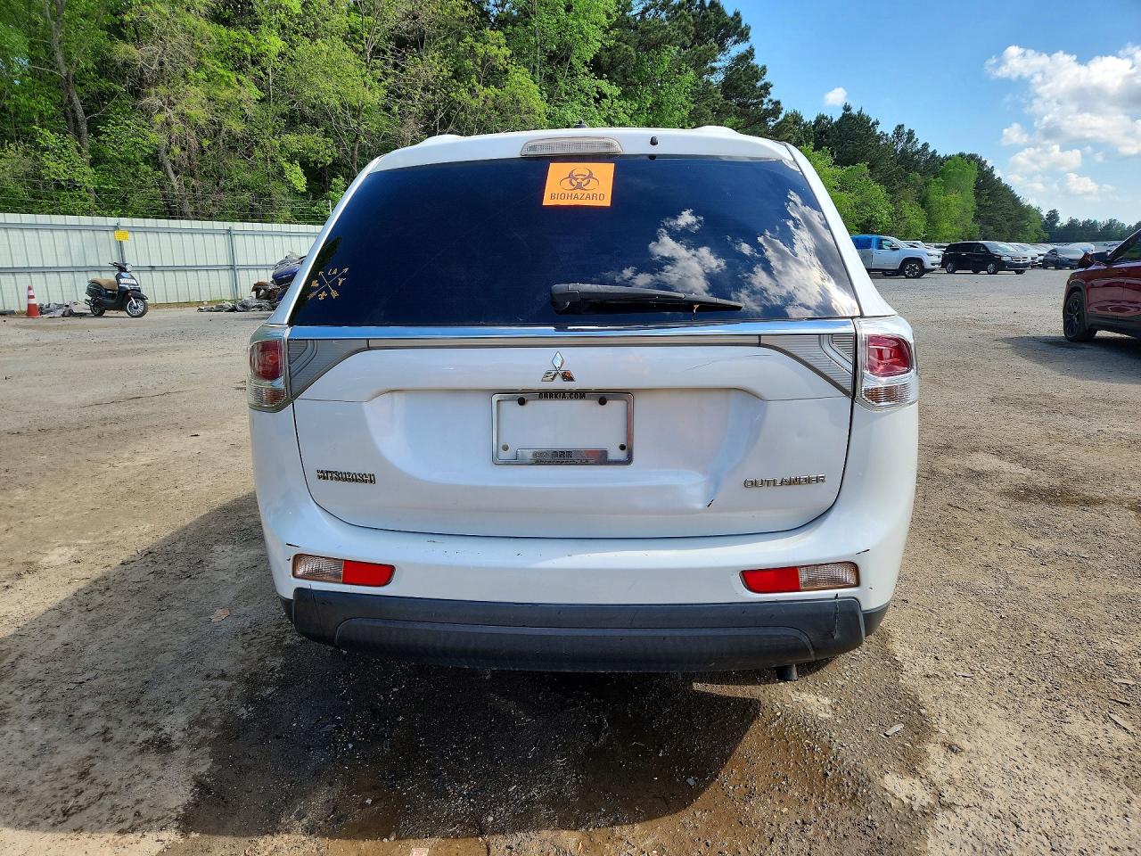 2014 MITSUBISHI OUTLANDER ES photo 6