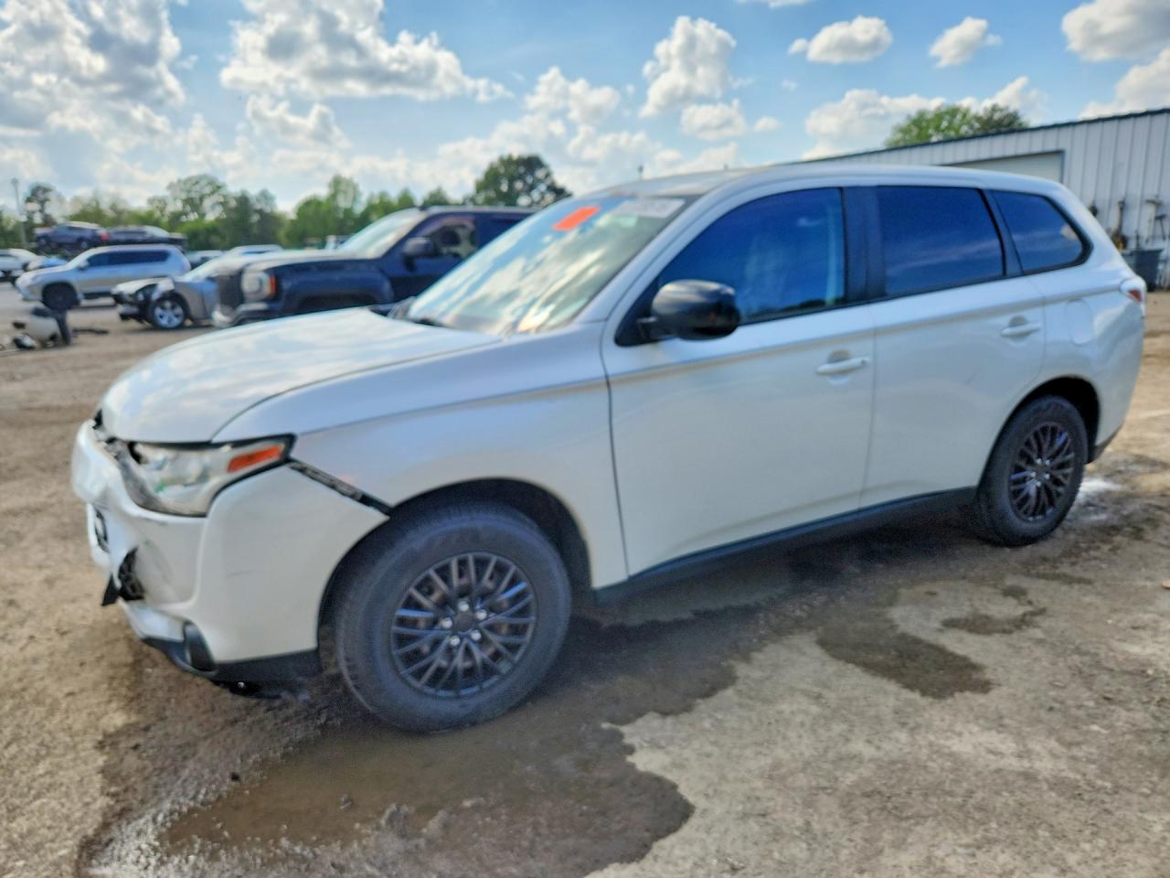 2014 MITSUBISHI OUTLANDER