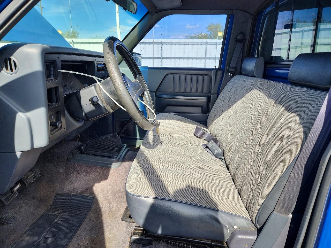 1991 DODGE DAKOTA photo 13