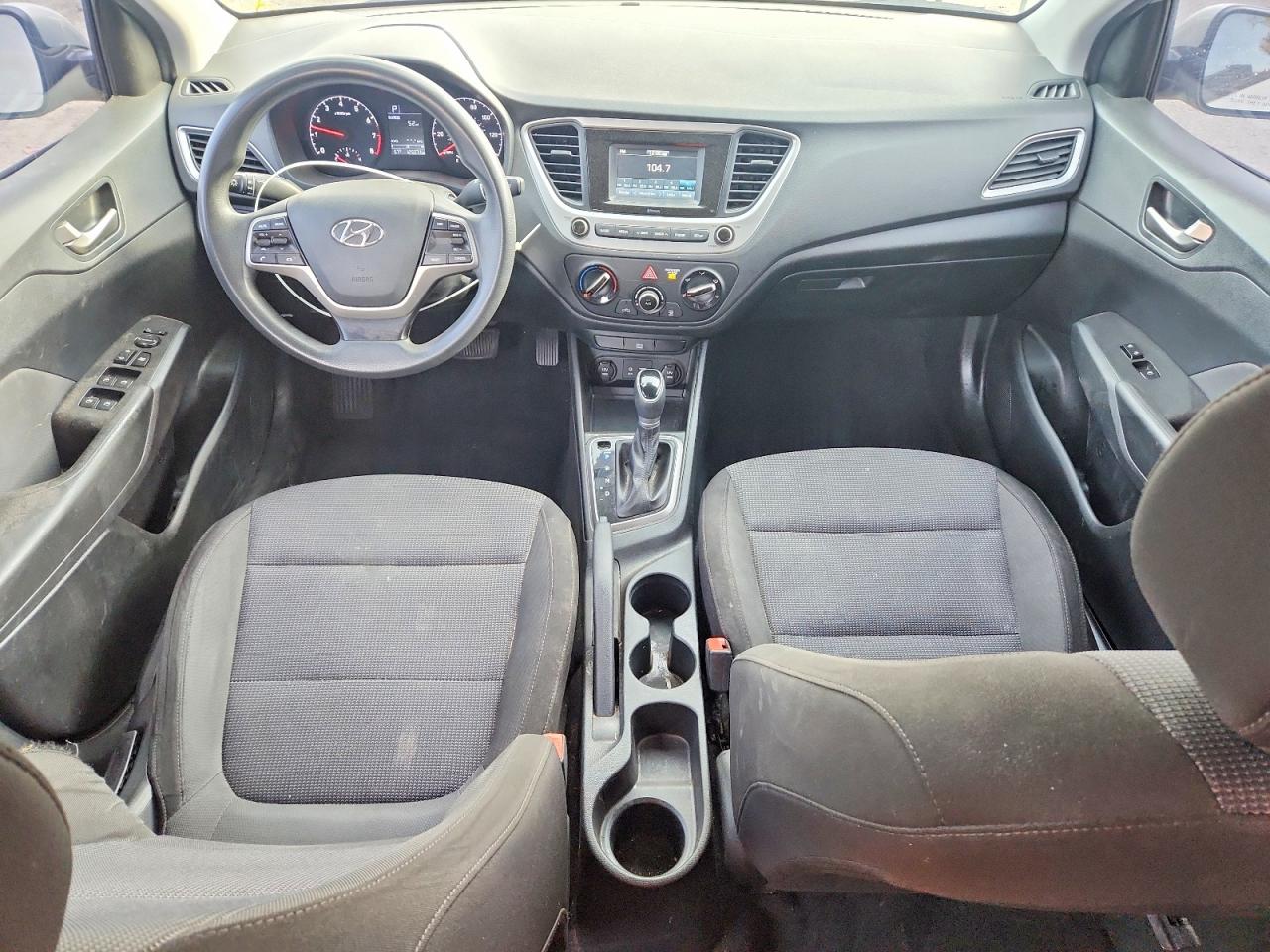 2019 HYUNDAI ACCENT SE photo 22