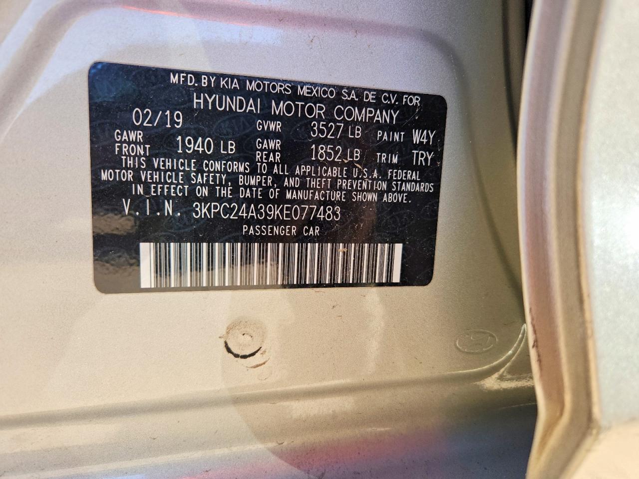 2019 HYUNDAI ACCENT SE photo 34