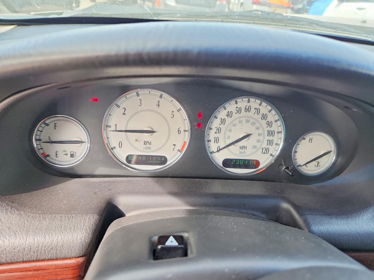 2000 CHRYSLER 300M photo 17