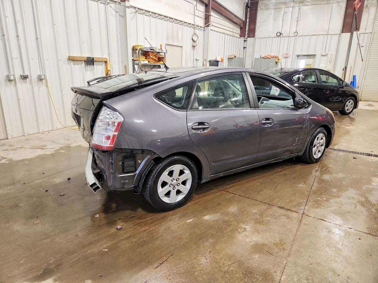 2008 TOYOTA PRIUS BASE photo 5