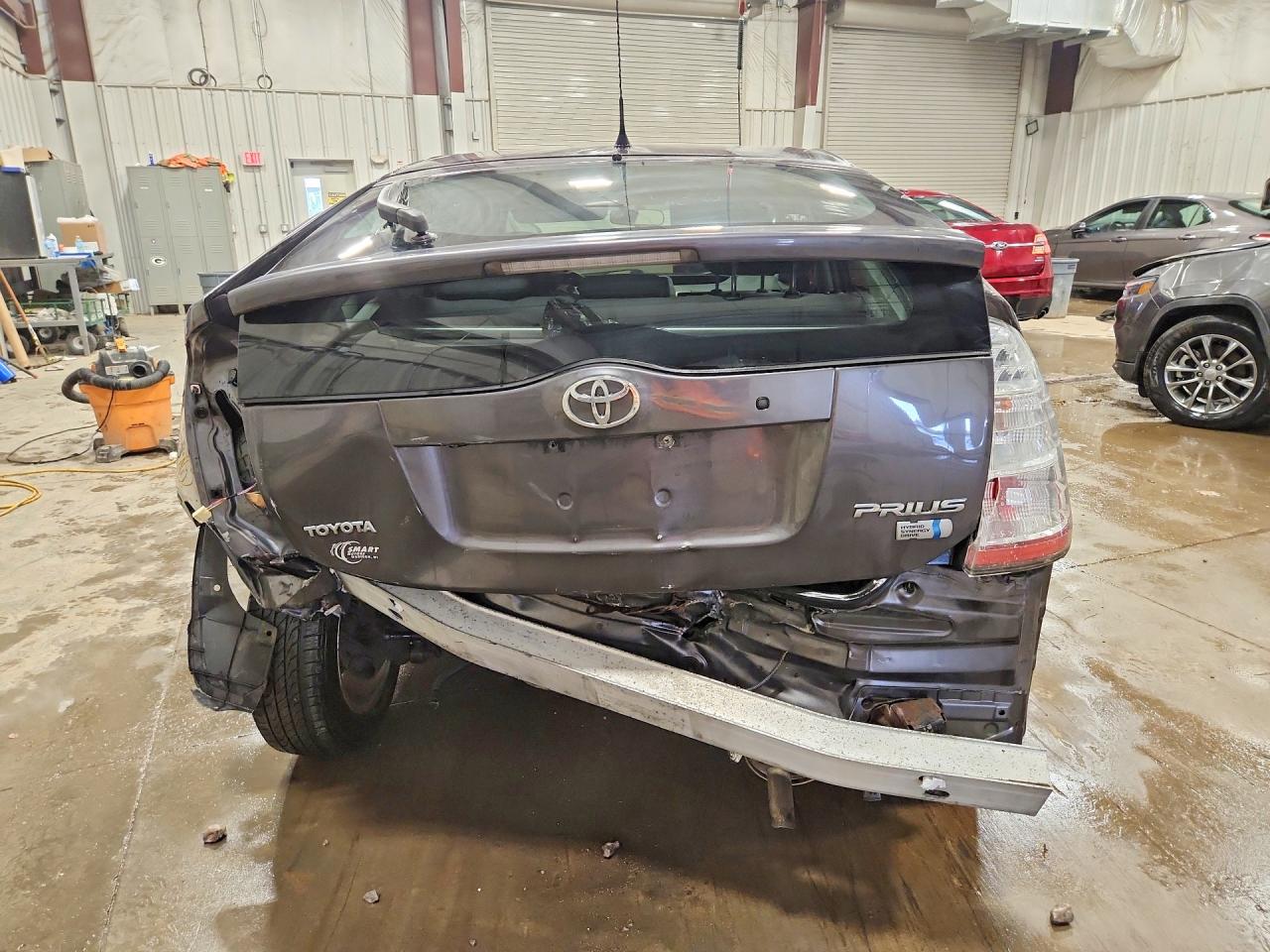 2008 TOYOTA PRIUS BASE photo 11