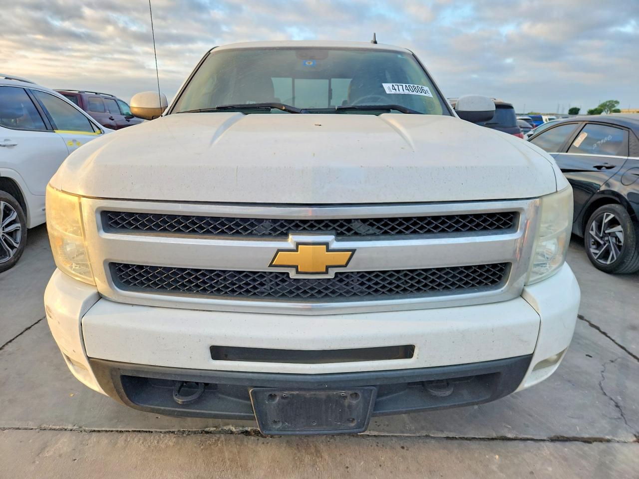 2009 CHEVROLET SILVERADO K1500 LTZ photo 13