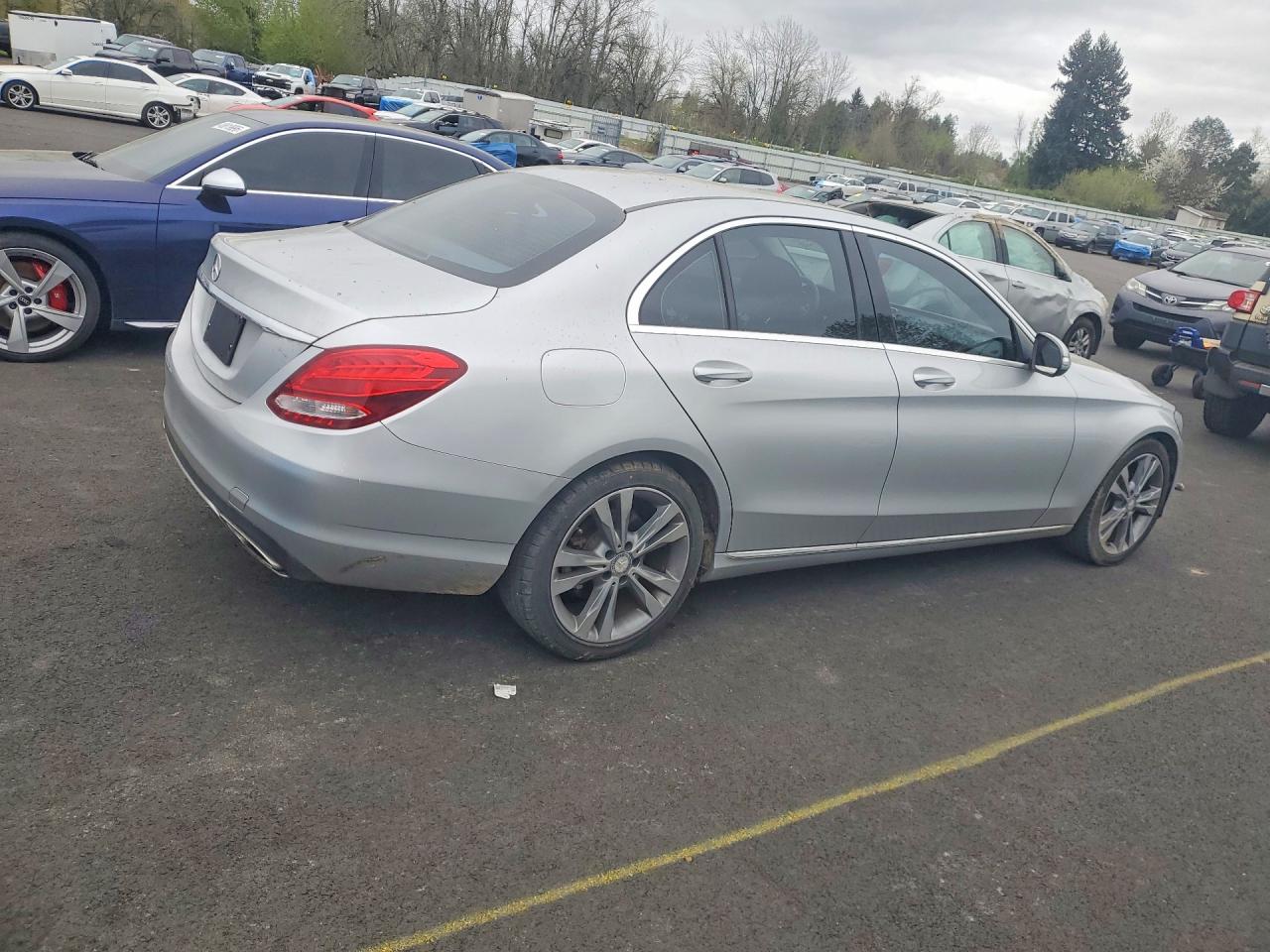 2015 MERCEDES-BENZ C 300 photo 7