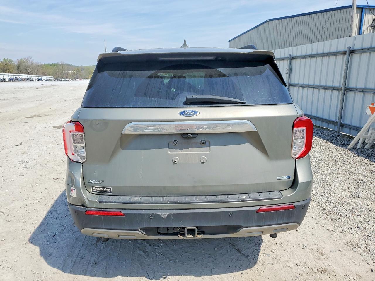 2020 FORD EXPLORER XLT photo 6
