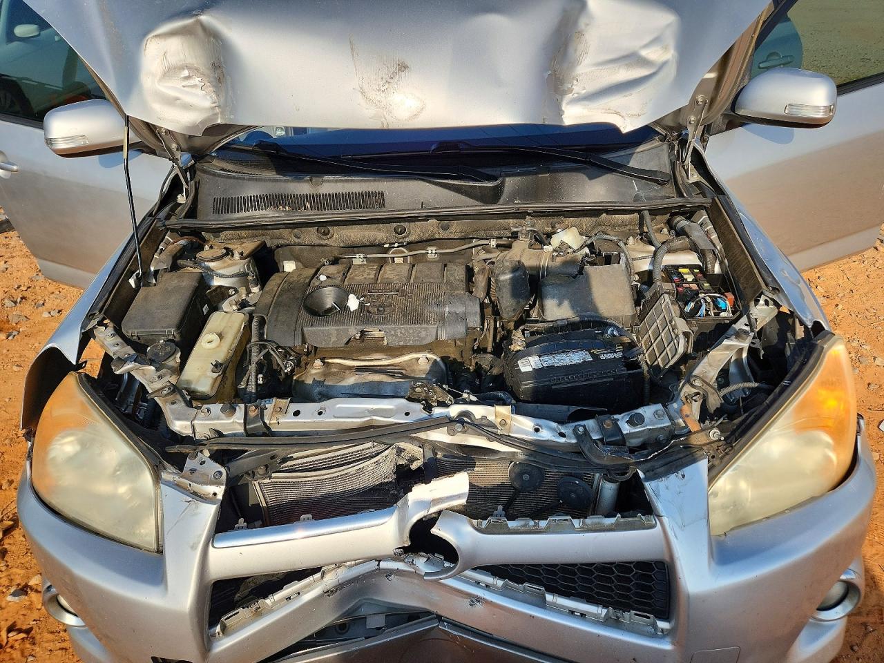 2012 TOYOTA RAV4 LIMITED photo 23