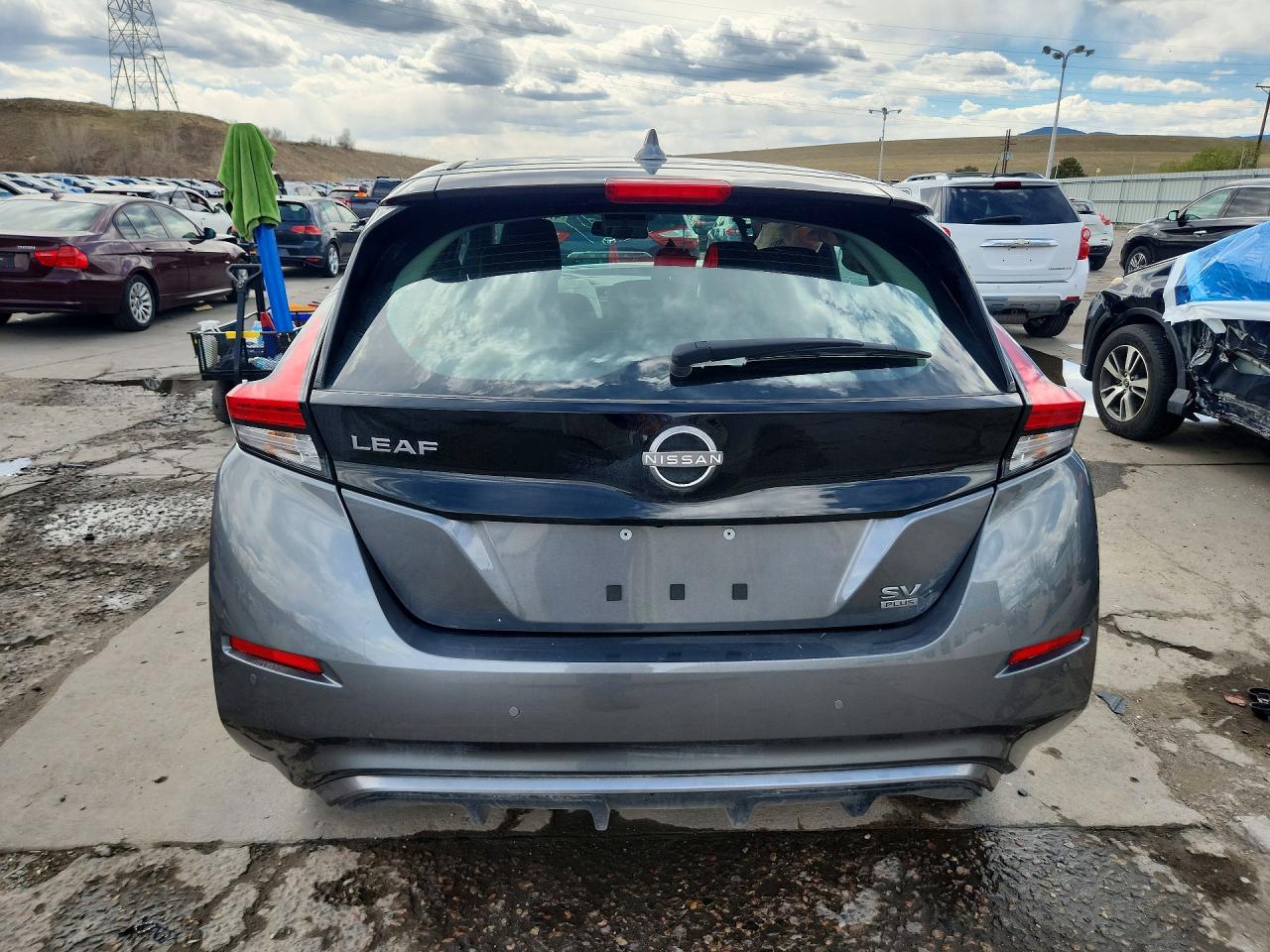 2025 NISSAN LEAF SV PLUS photo 11