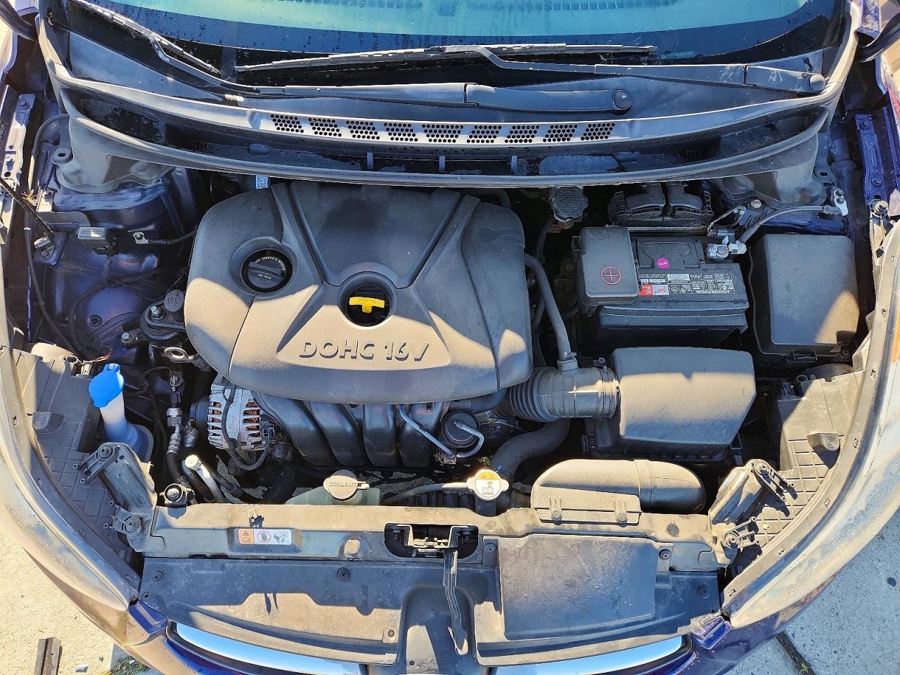 2013 HYUNDAI ELANTRA GLS photo 31