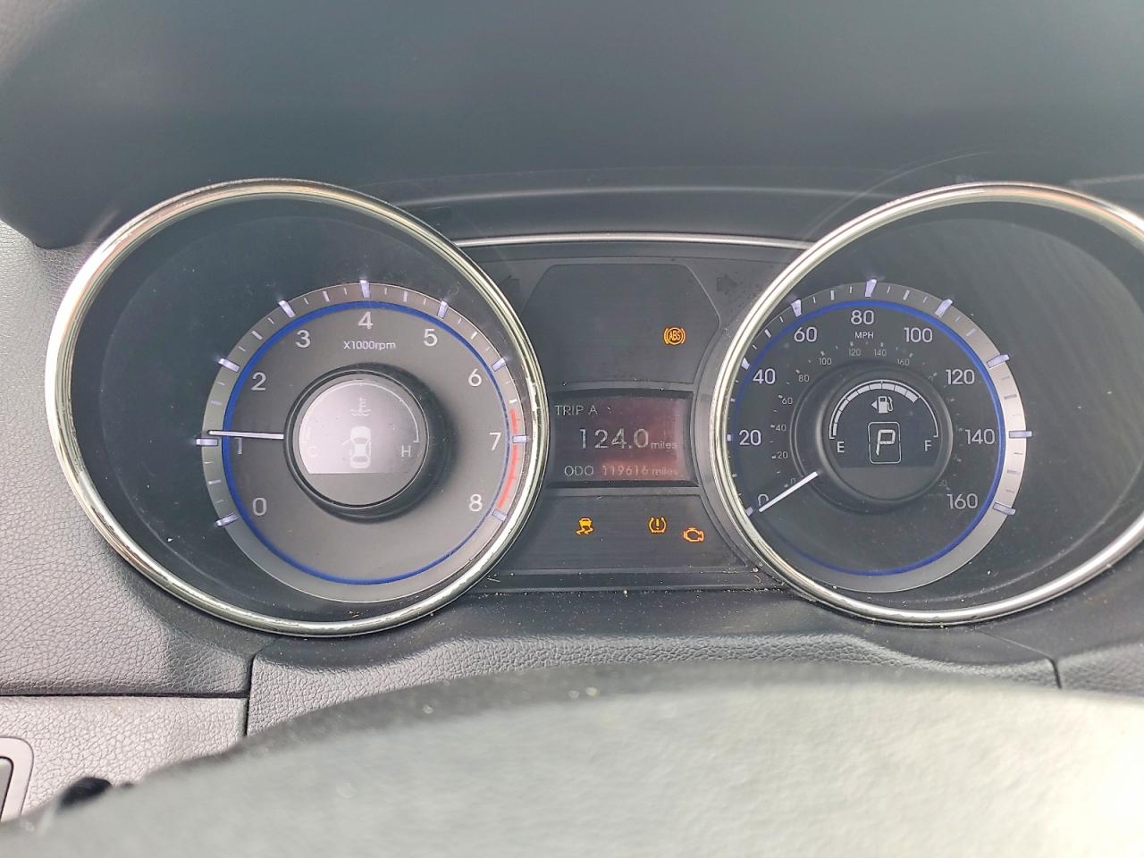 2012 HYUNDAI SONATA photo 25