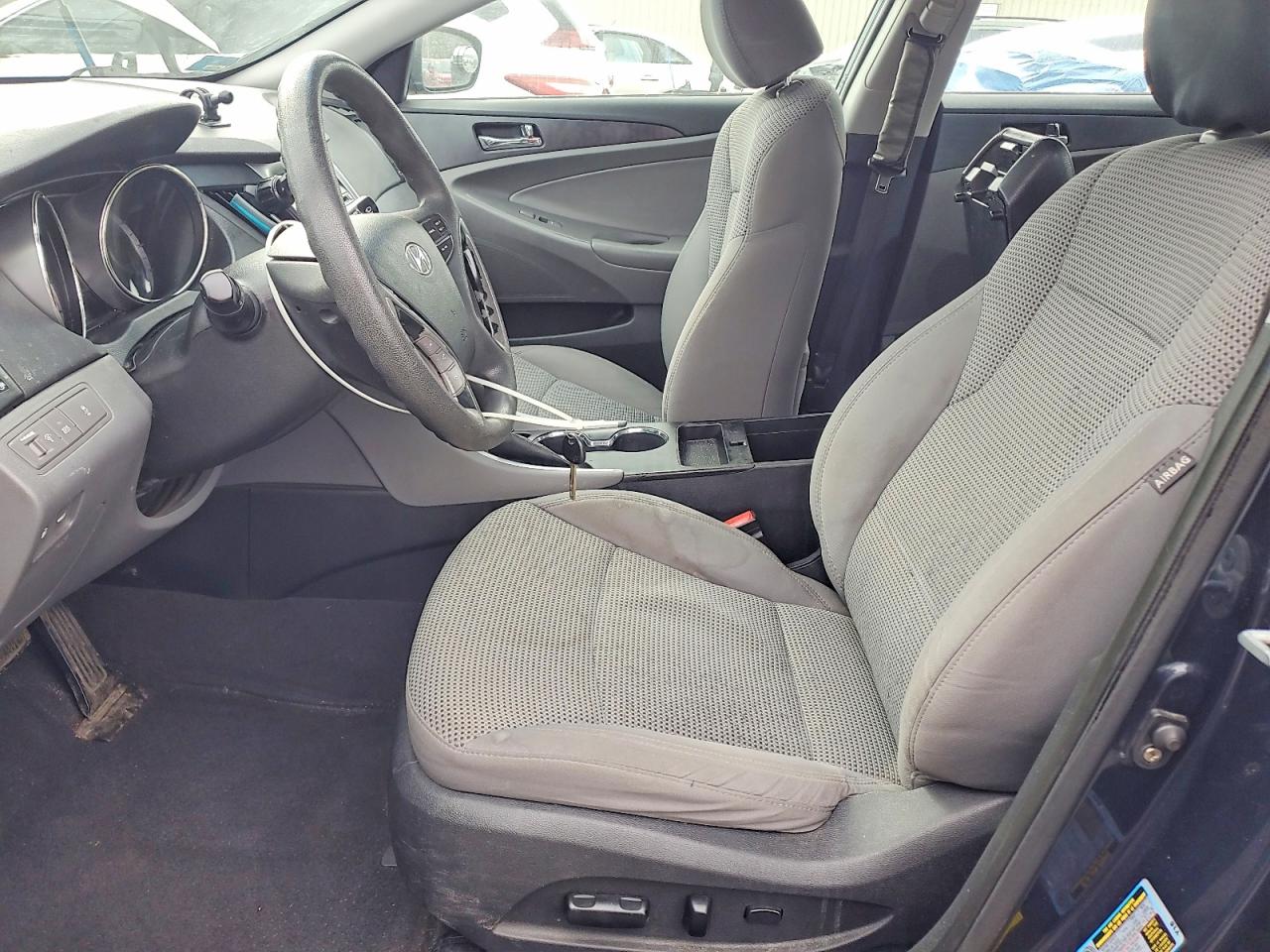 2012 HYUNDAI SONATA photo 19