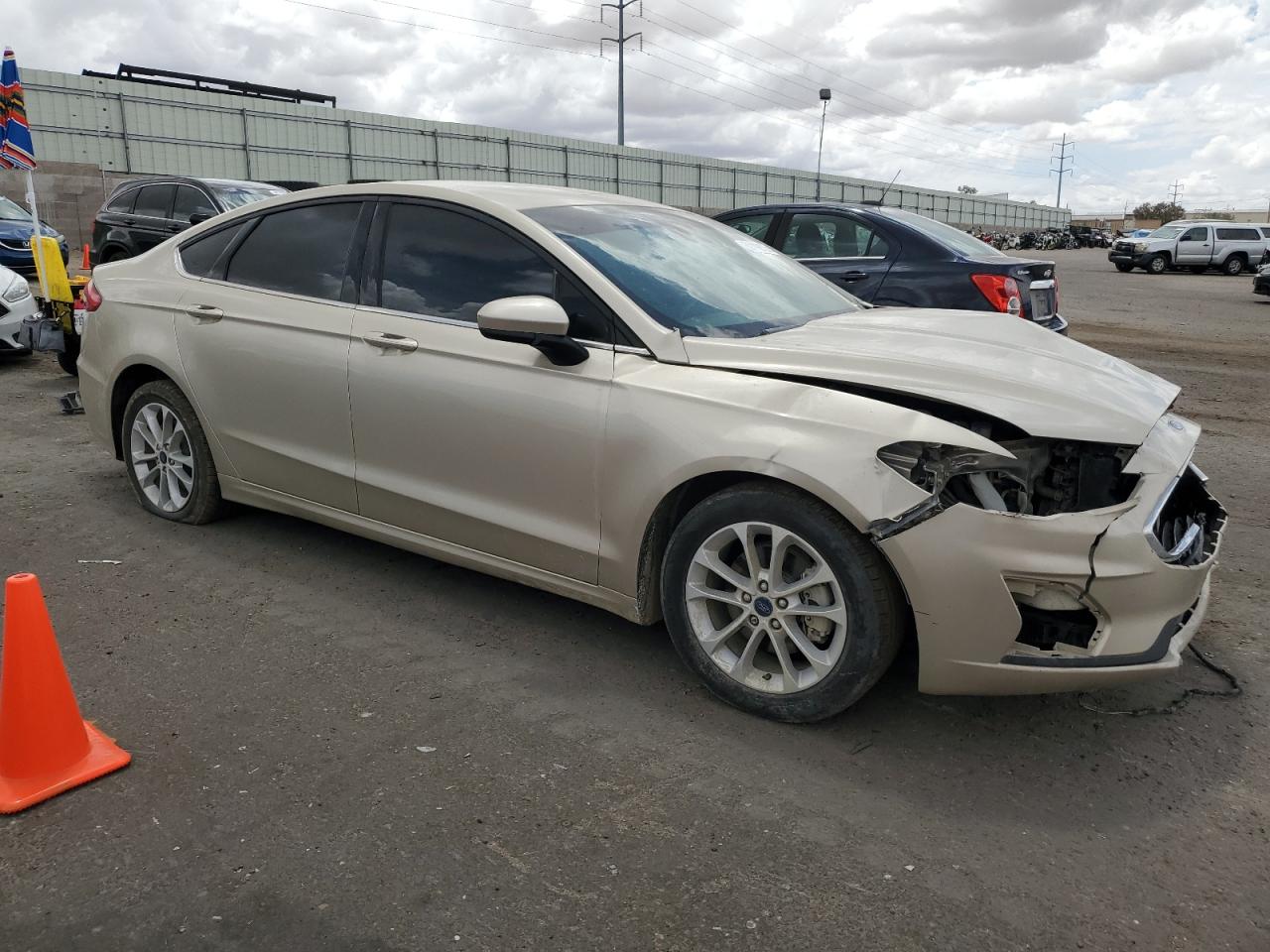 2019 FORD FUSION SE photo 4