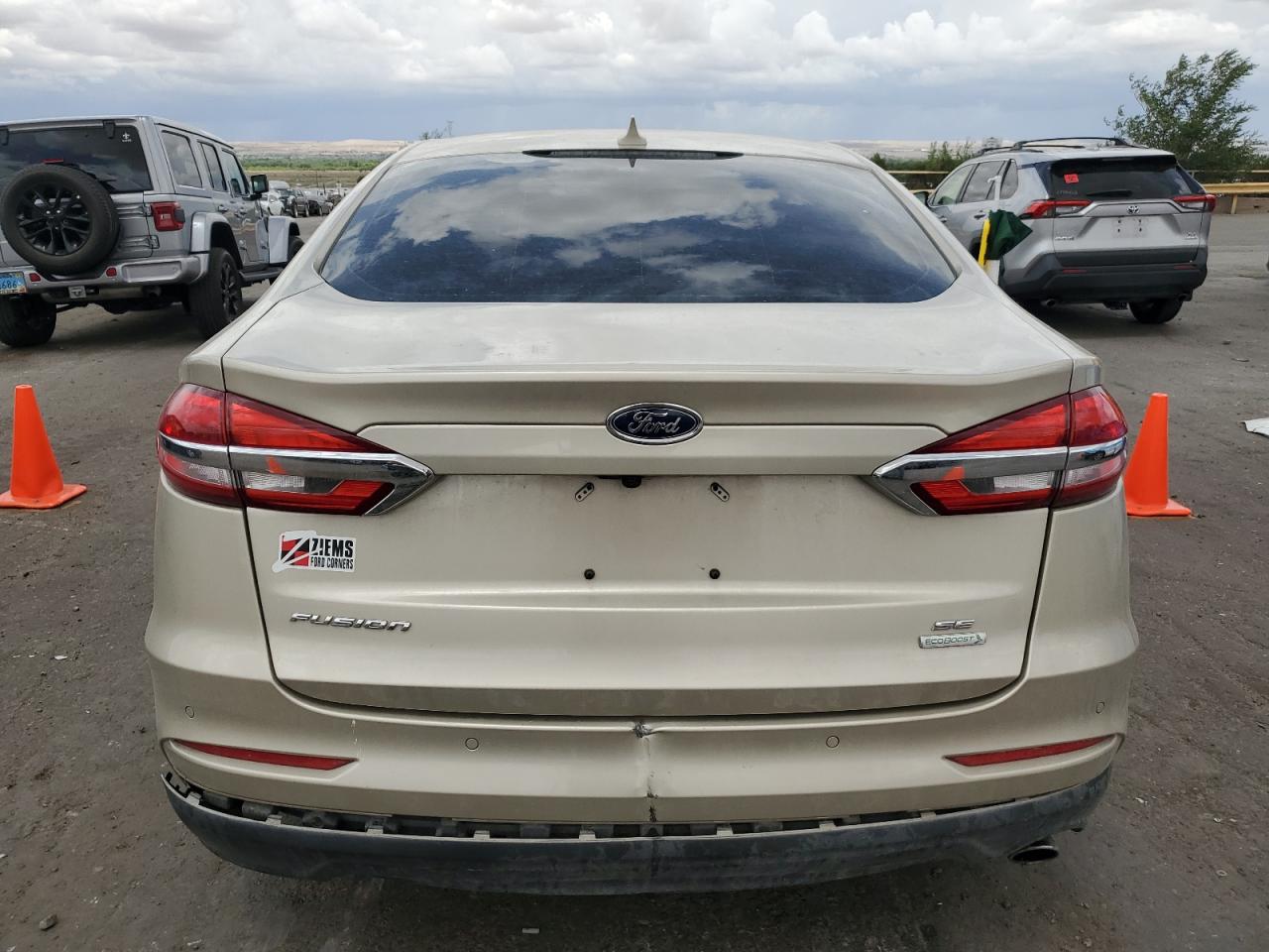2019 FORD FUSION SE photo 6