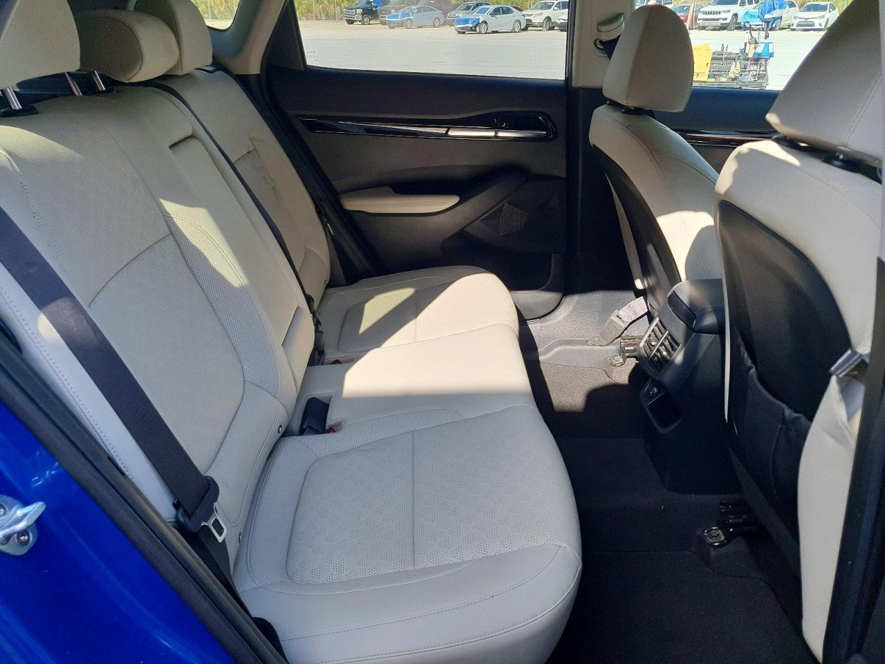 2021 KIA SELTOS SX TURBO photo 21