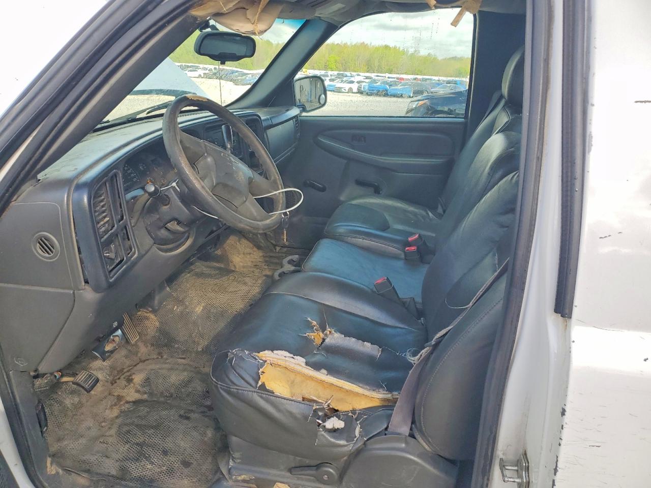 2006 CHEVROLET SILVERADO C1500 photo 7